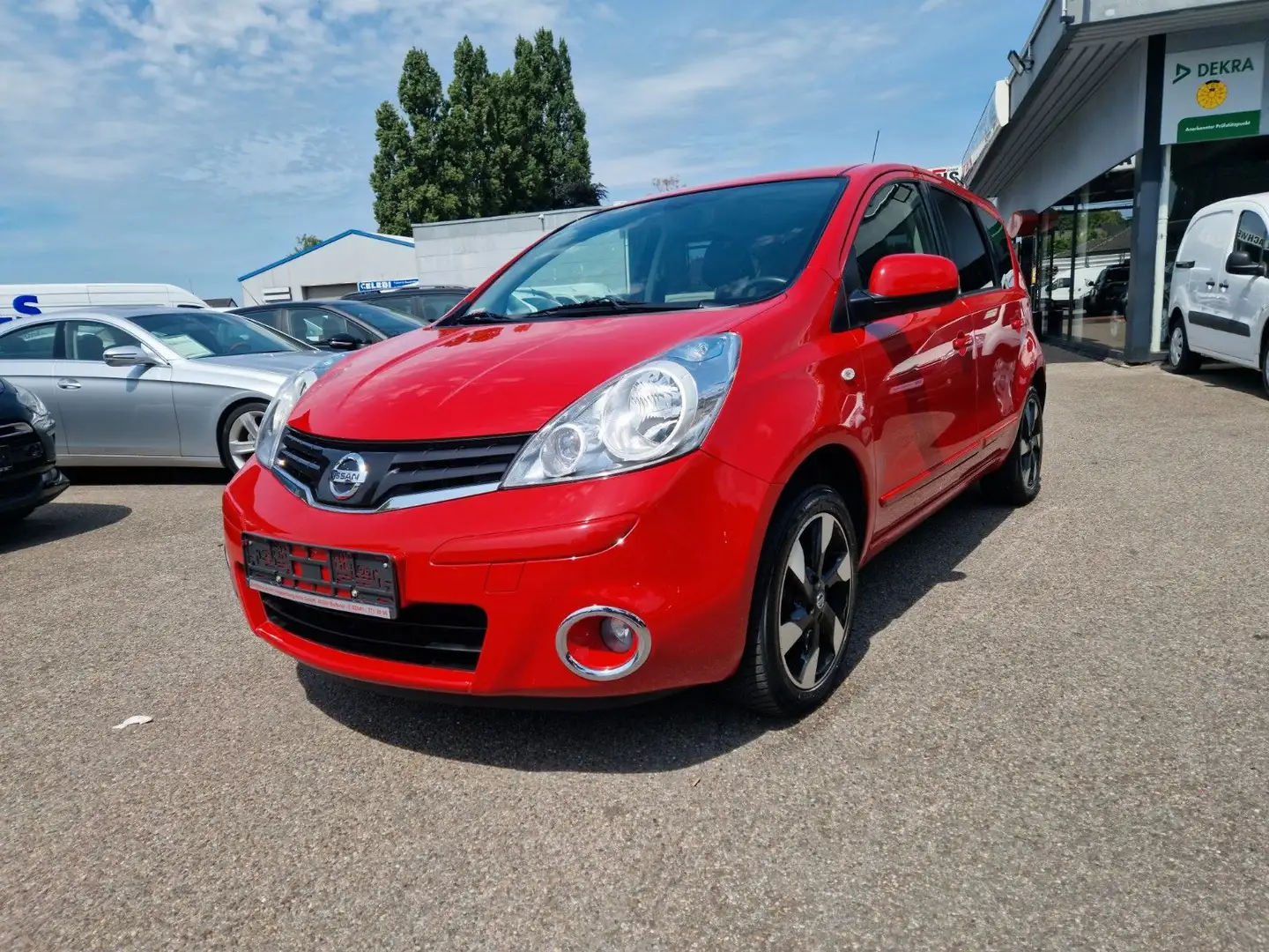 Nissan Note I-Way+ Rot - 1