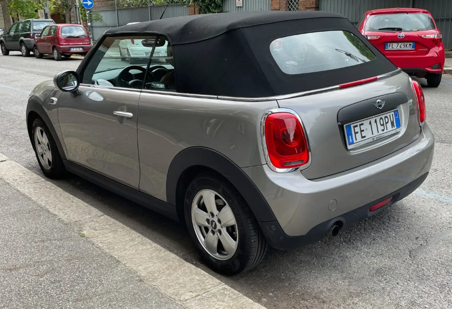 MINI One Cabrio 1.2 Hype - 2