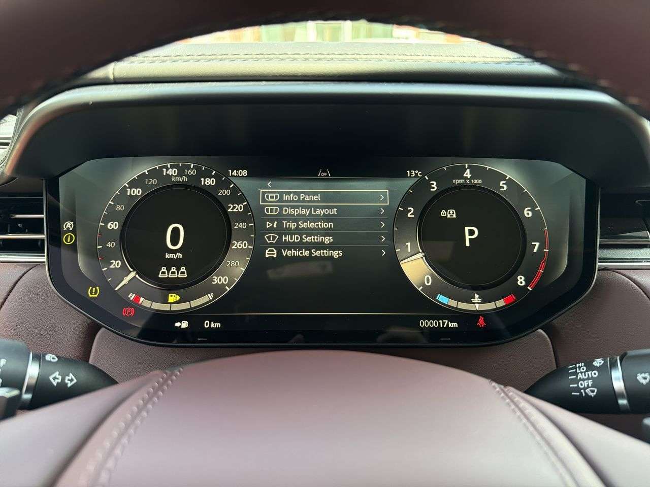 2026 Land Rover Range Rover Sport P530 Dynamic SE thumb 12