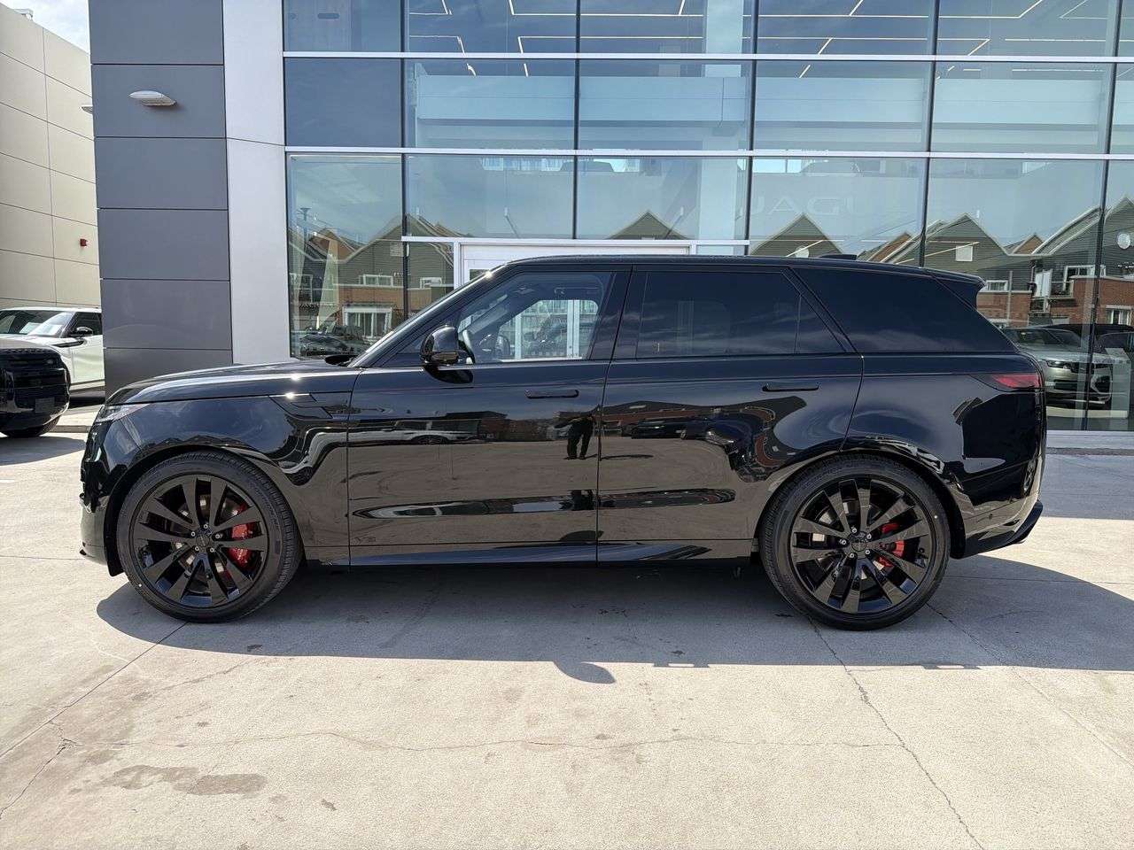 2026 Land Rover Range Rover Sport P530 Dynamic SE alt 5