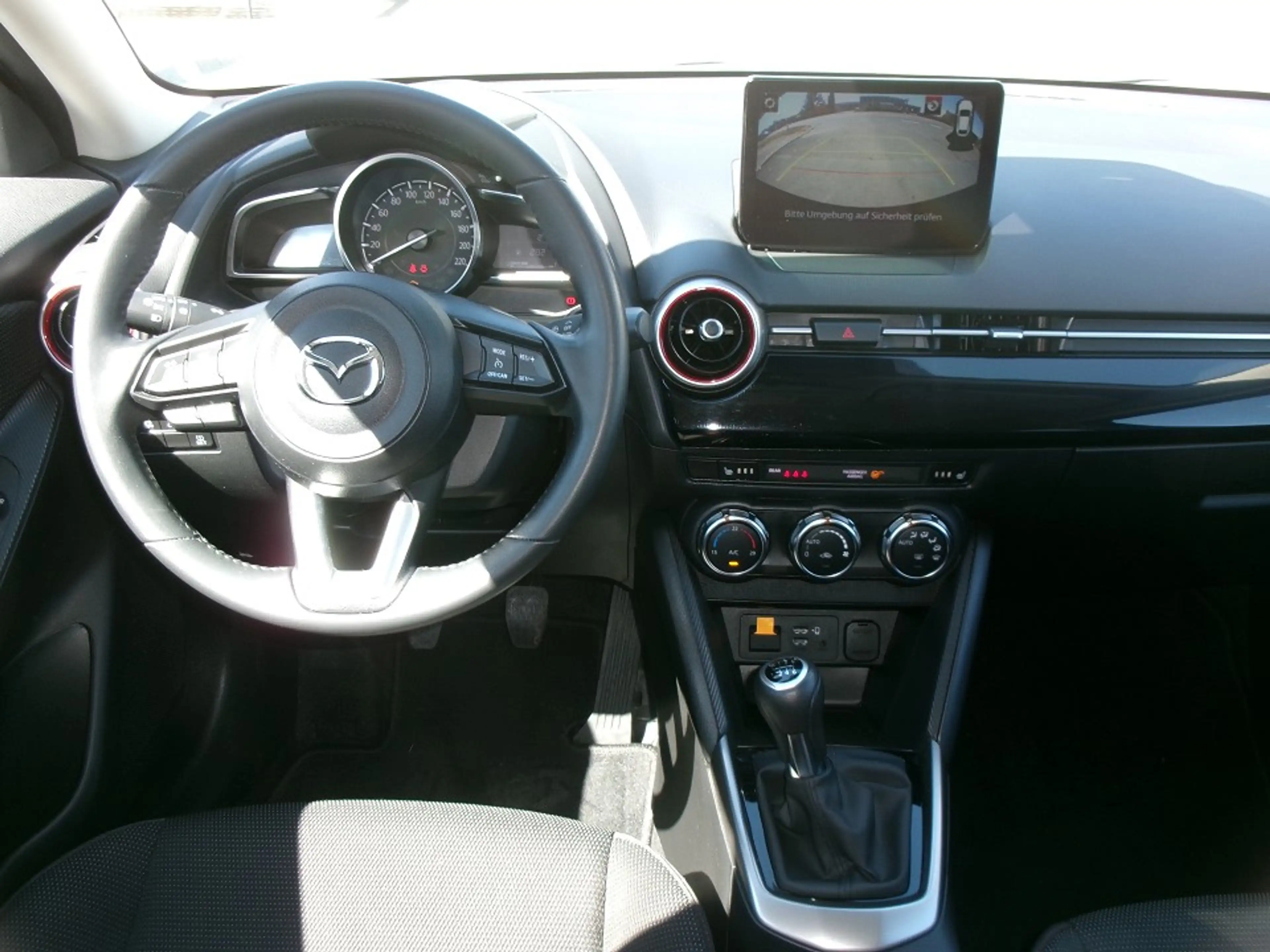 Mazda 2 1.5l 90PS HOMURA LED#RÜCKKAM#DAB#CARPLAY#SHZ — photo 11