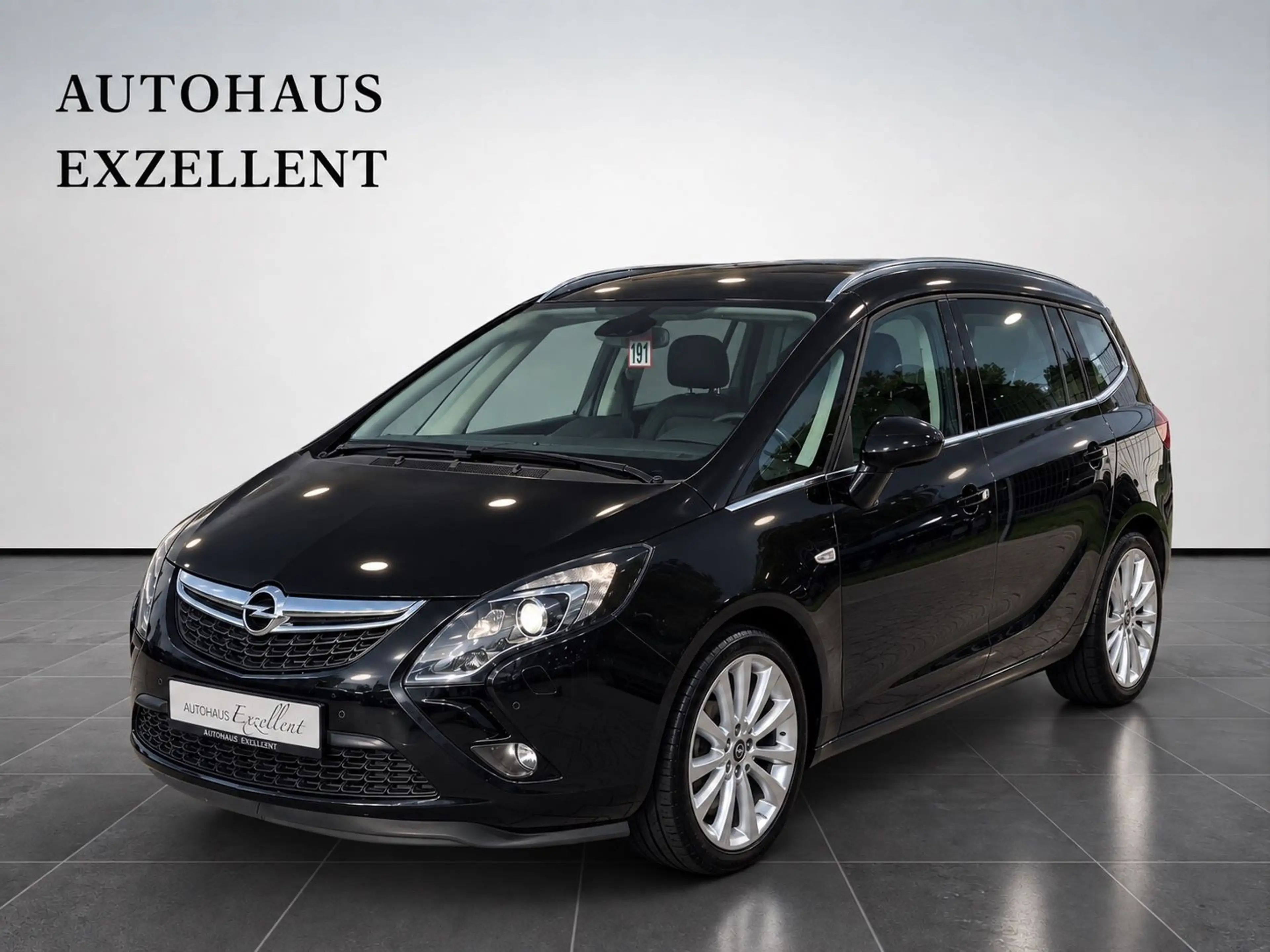 Opel Zafira C Tourer Innovation*NAVI*KAMERA*SHZ*7Z*BC