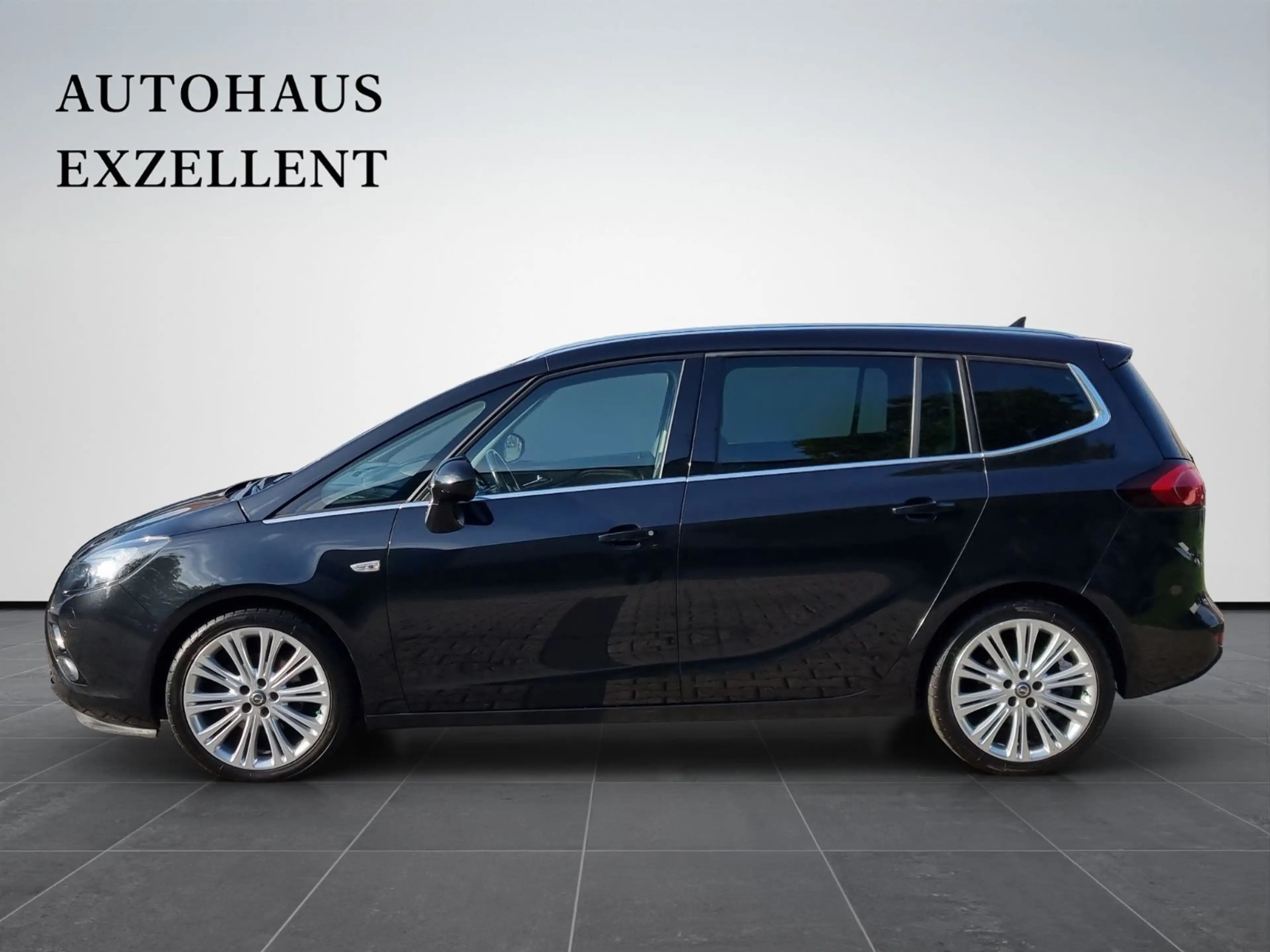 Opel Zafira C Tourer Innovation*NAVI*KAMERA*SHZ*7Z*BC — photo 3