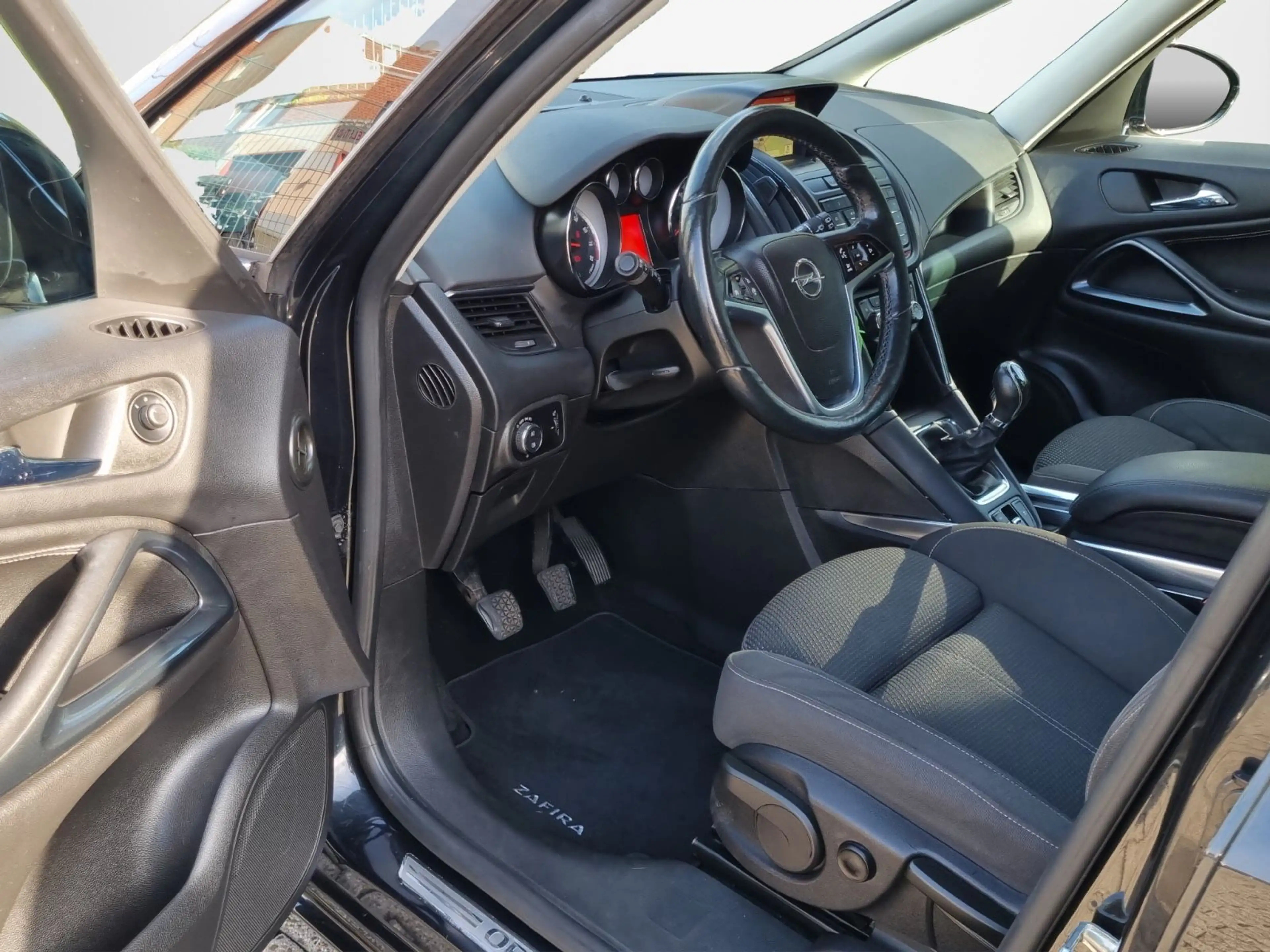 Opel Zafira C Tourer Innovation*NAVI*KAMERA*SHZ*7Z*BC — photo 14