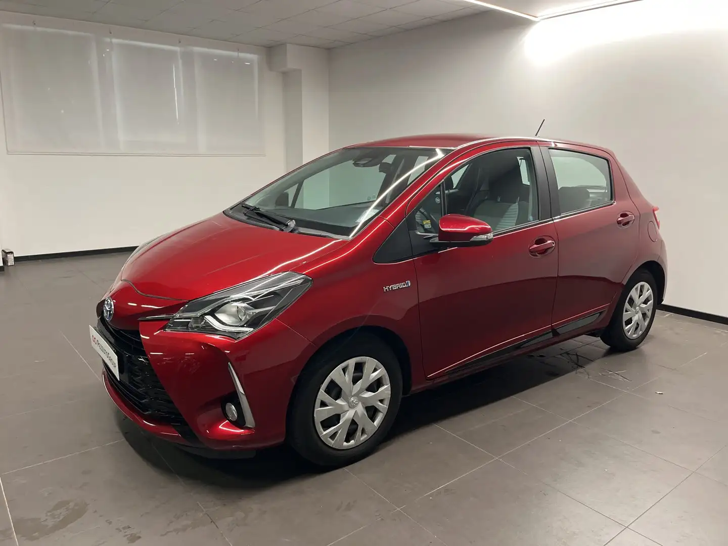 Toyota Yaris 1.5 Hybrid - 1