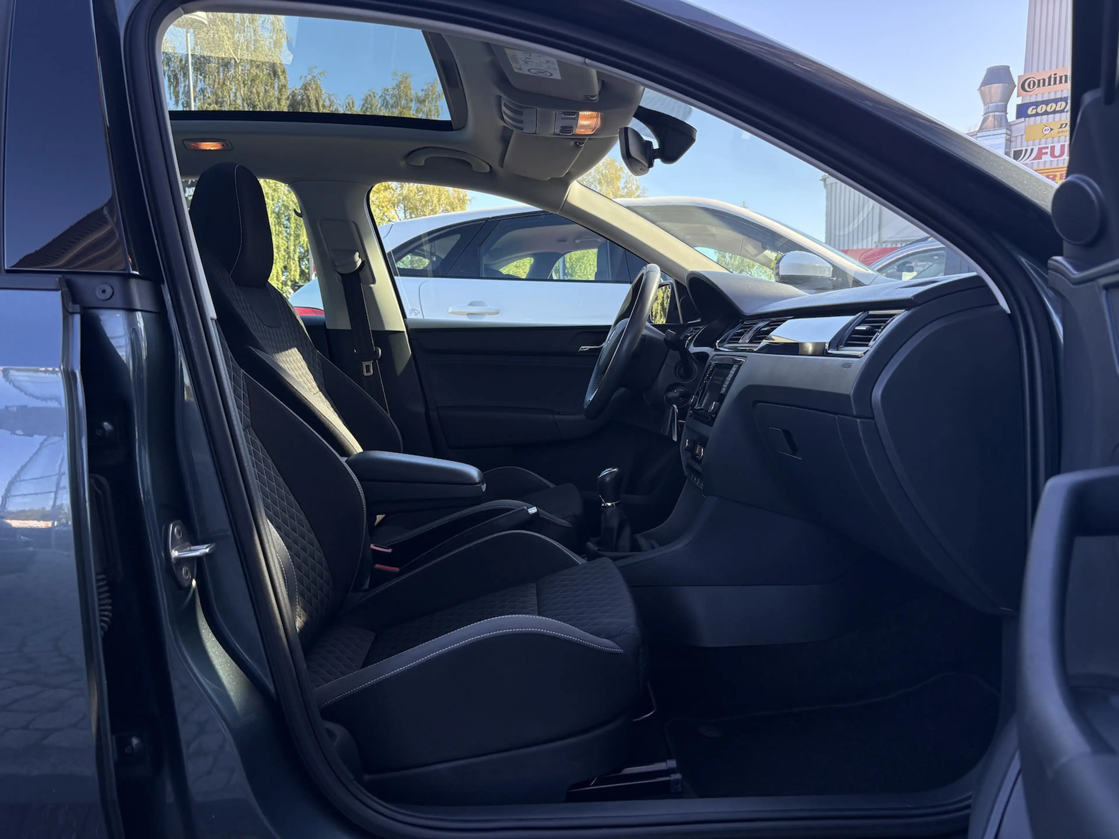 Skoda Rapid/Spaceback 1.0 TSI Spaceback Emotion Plus PANO/SHZ — photo 11