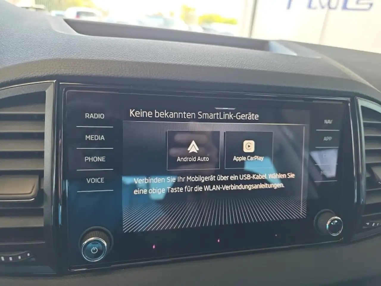 Skoda Karoq 1,5TSI DSG 18*Alu/aAHK/ACC/Kamera/Winterp., миниатюра 29
