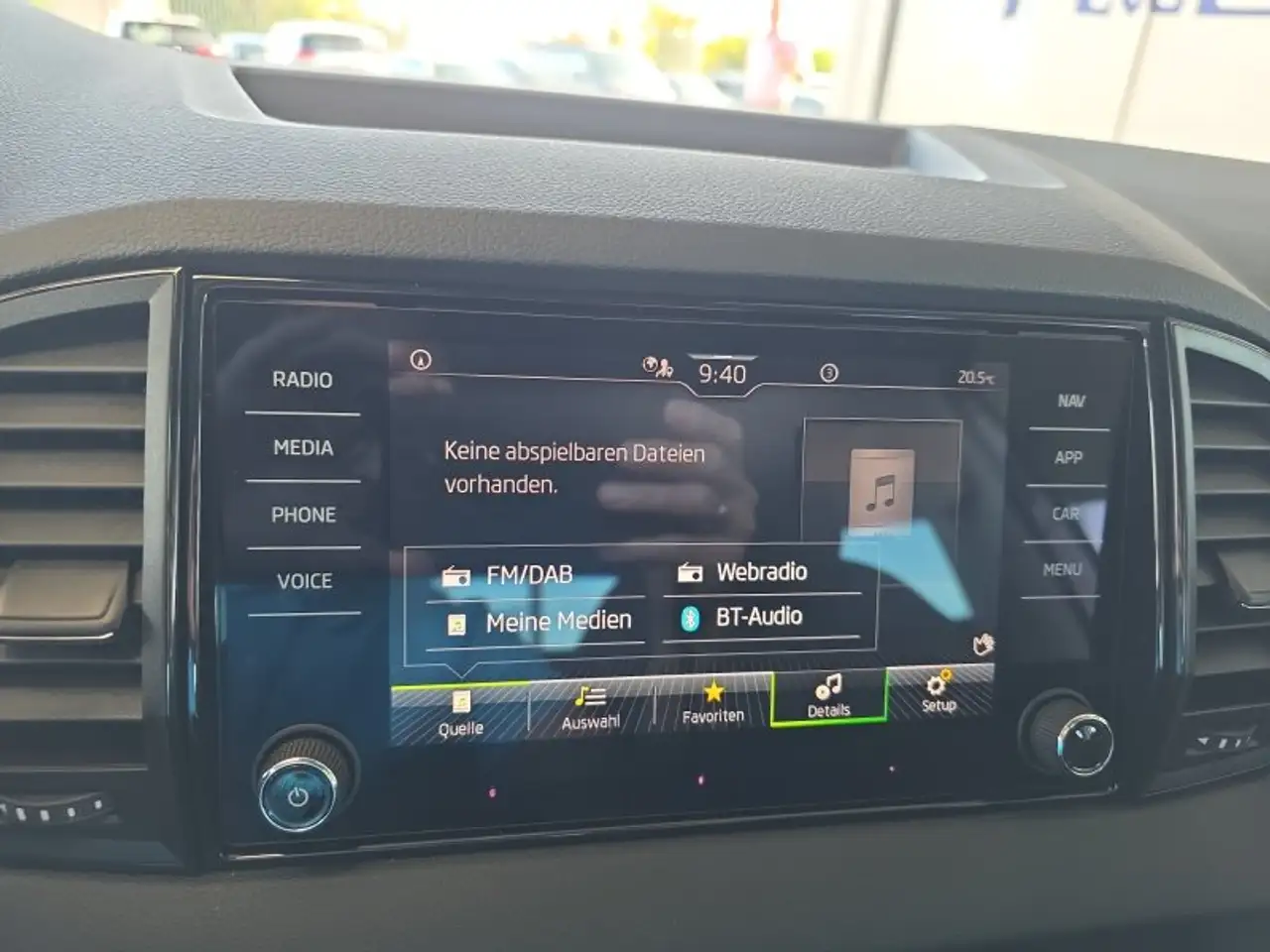 Skoda Karoq 1,5TSI DSG 18*Alu/aAHK/ACC/Kamera/Winterp., миниатюра 26