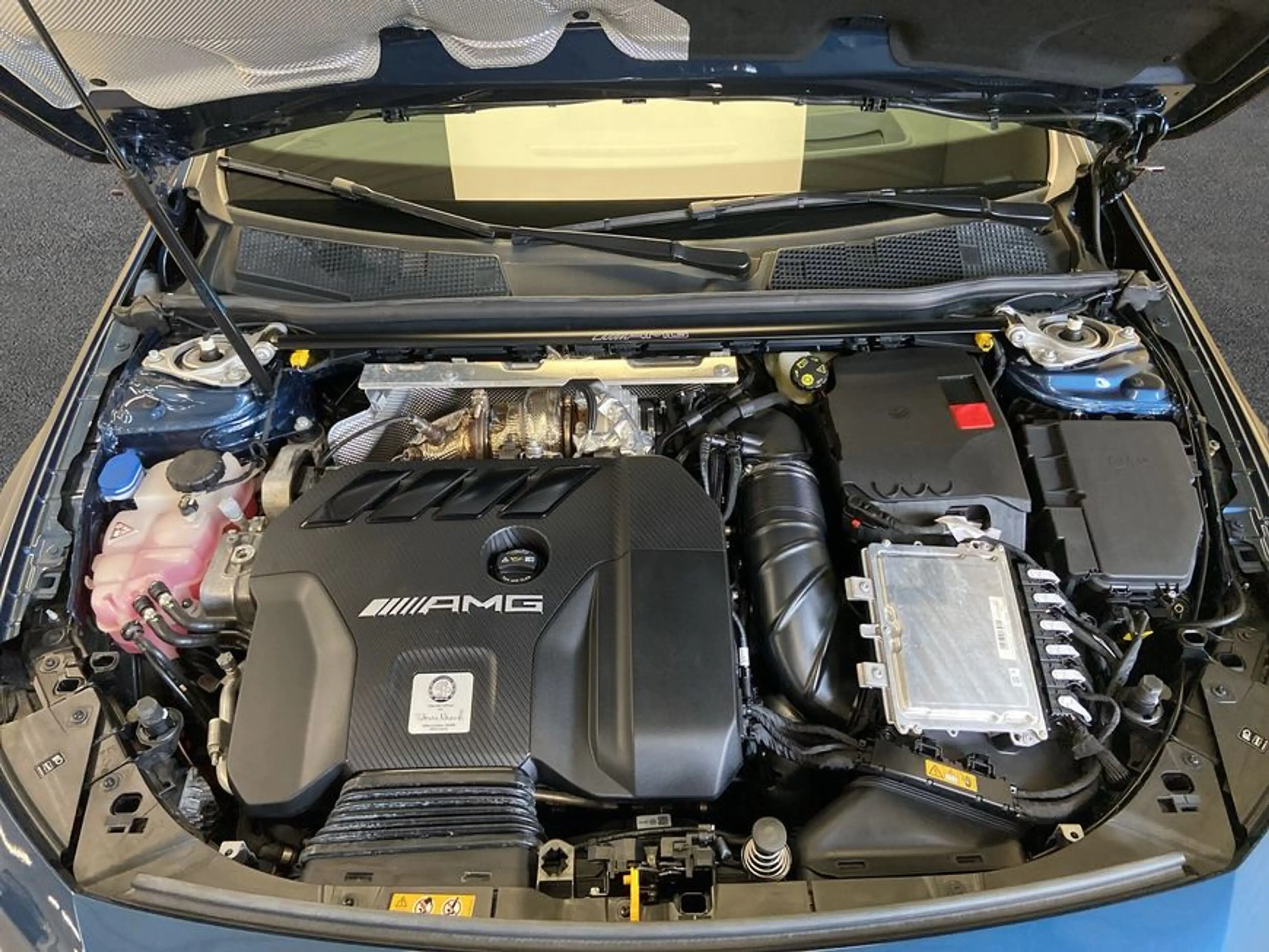 Mercedes-Benz A 45 AMG A-Klasse — photo 8