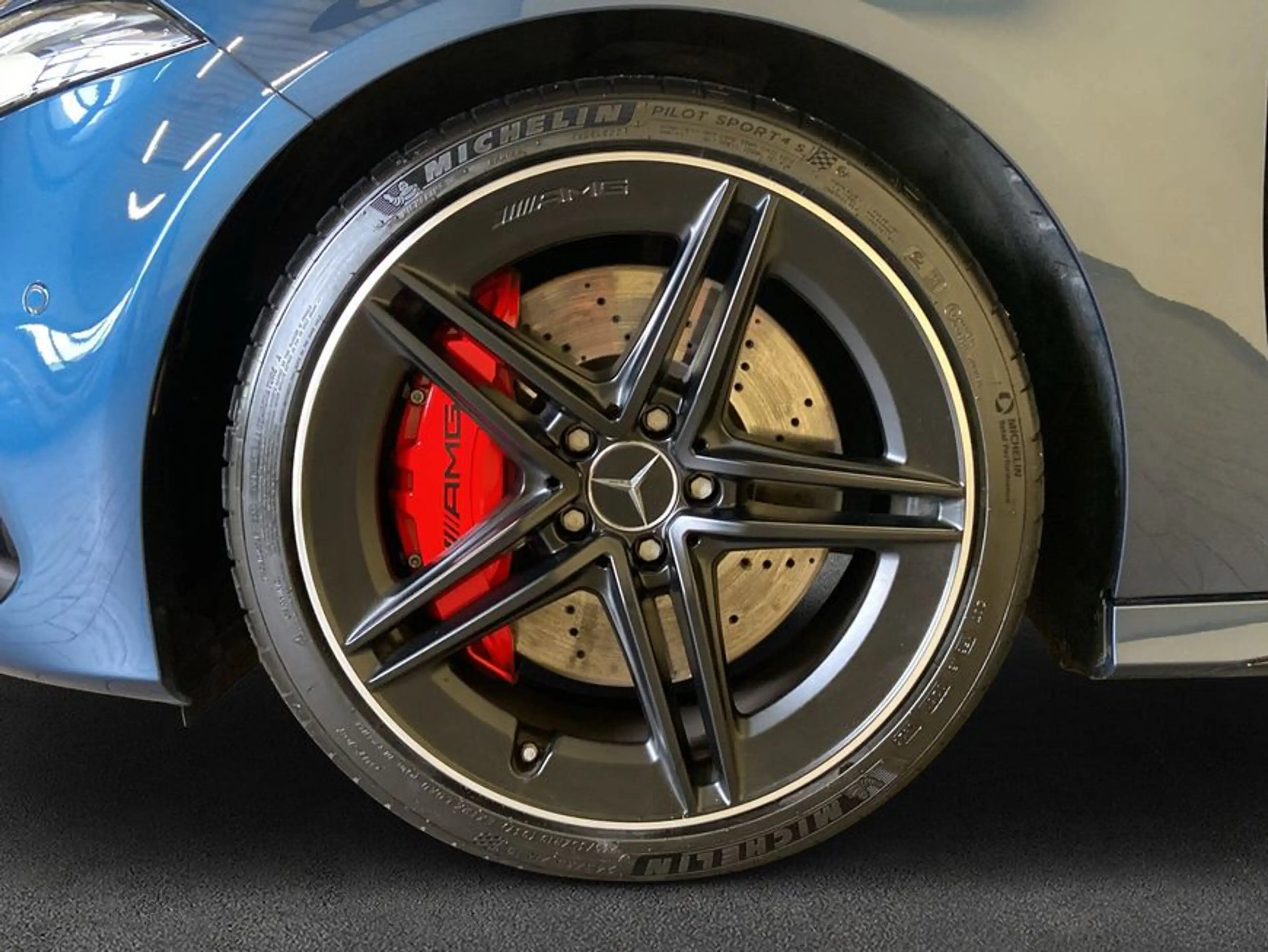 Mercedes-Benz A 45 AMG A-Klasse — photo 7
