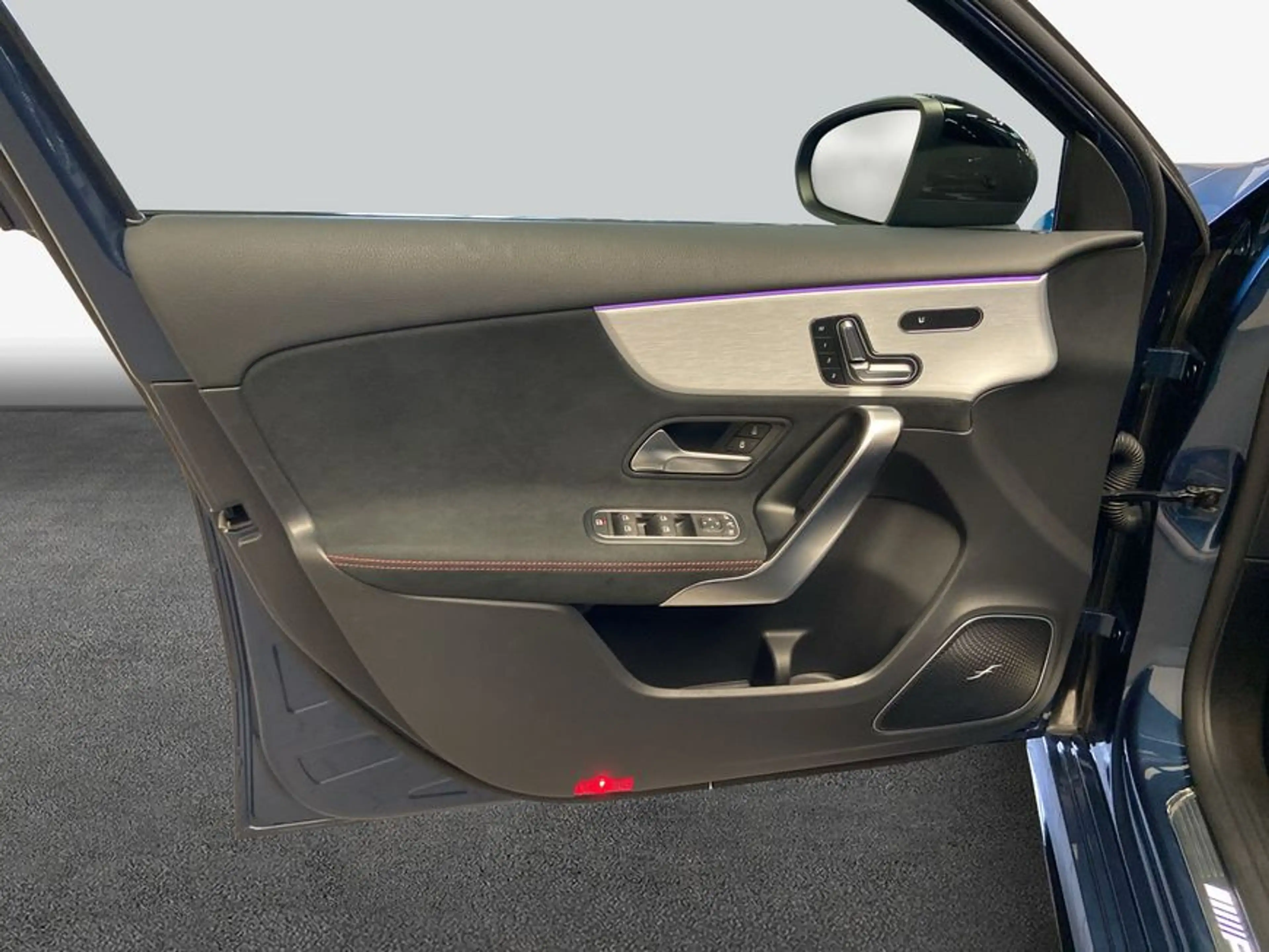 Mercedes-Benz A 45 AMG A-Klasse — photo 20