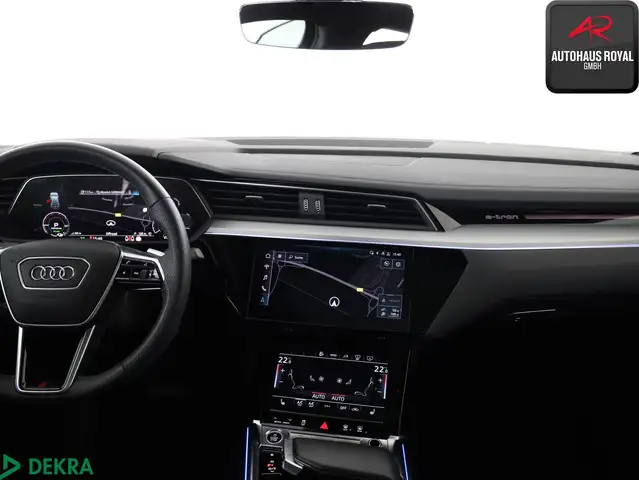 Audi E-Tron view 9