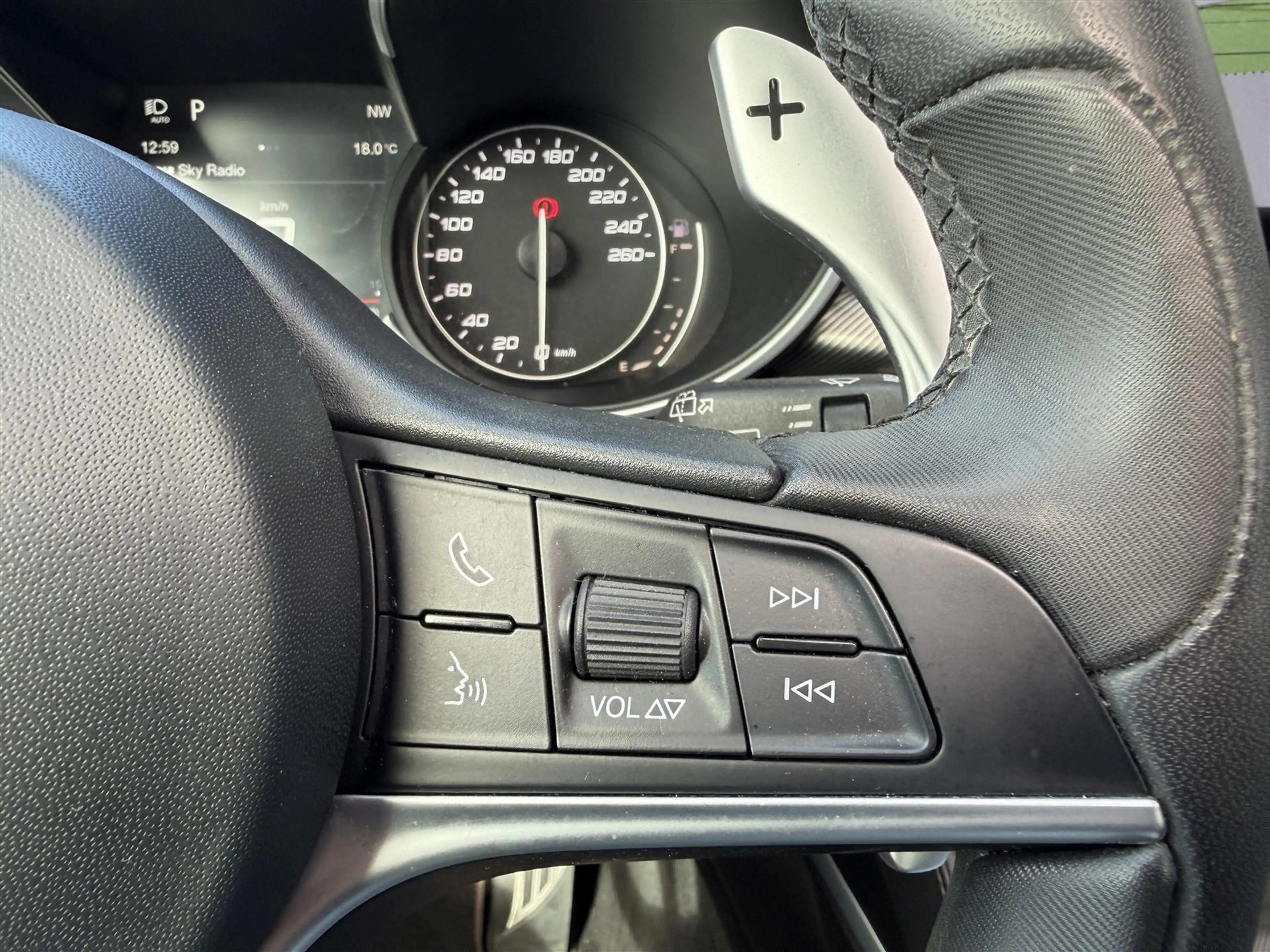 Alfa Romeo Stelvio 2.0T 200PK AWD Super (PANO|LEDER|4-SEIZ|MEMORY) — photo 24