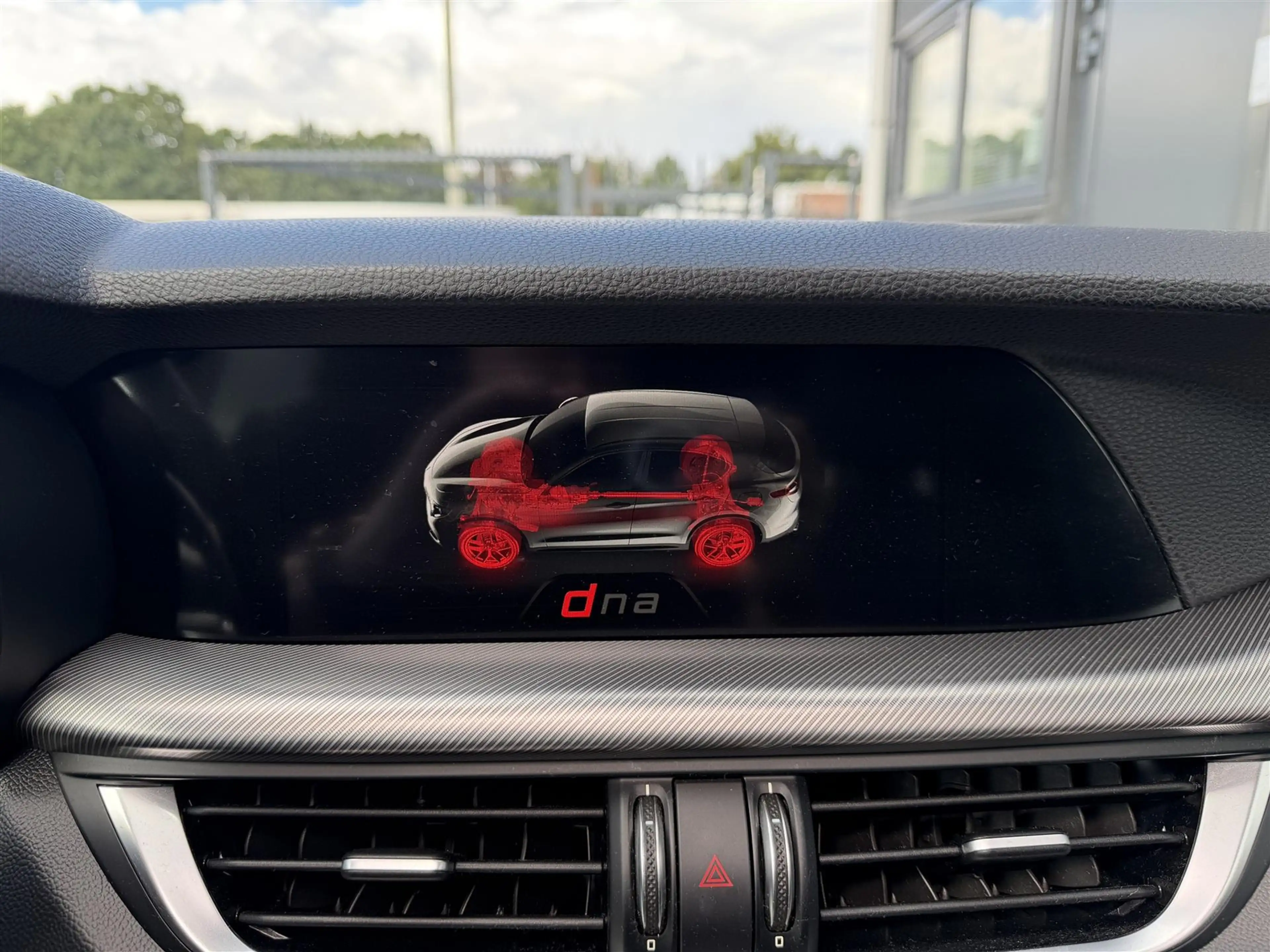 Alfa Romeo Stelvio 2.0T 200PK AWD Super (PANO|LEDER|4-SEIZ|MEMORY) — photo 18