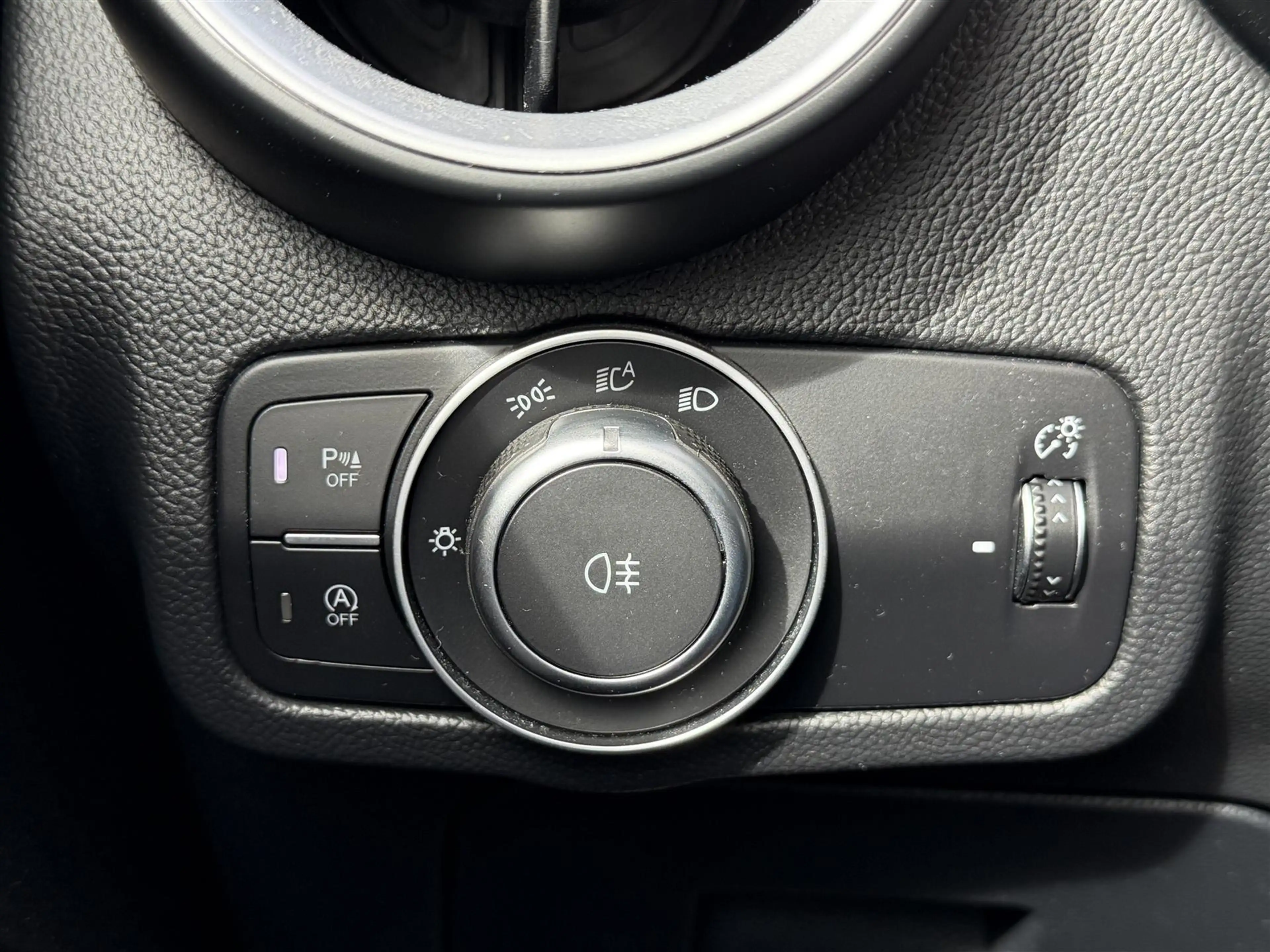 Alfa Romeo Stelvio 2.0T 200PK AWD Super (PANO|LEDER|4-SEIZ|MEMORY) — photo 25