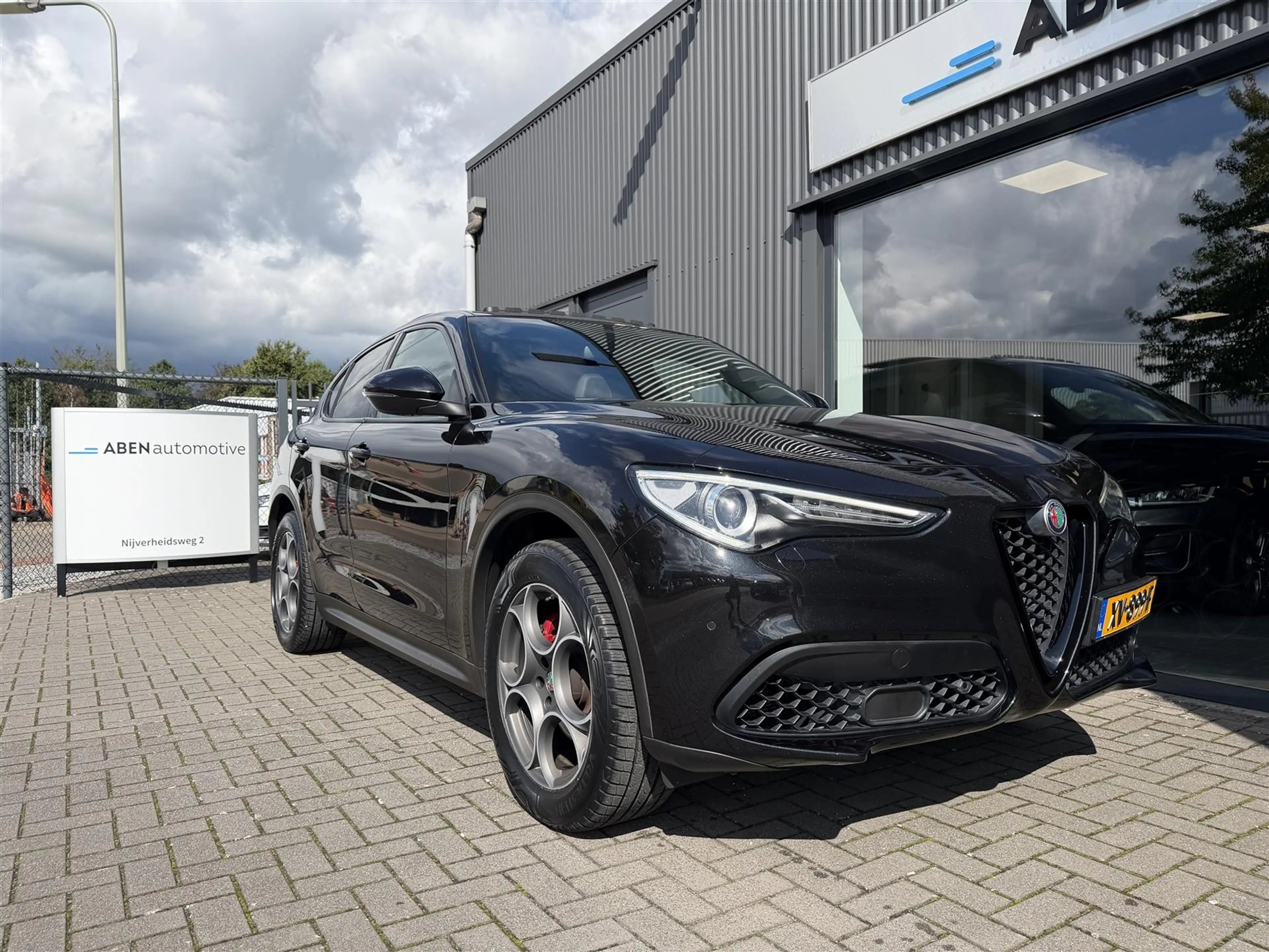 Alfa Romeo Stelvio 2.0T 200PK AWD Super (PANO|LEDER|4-SEIZ|MEMORY) — photo 39