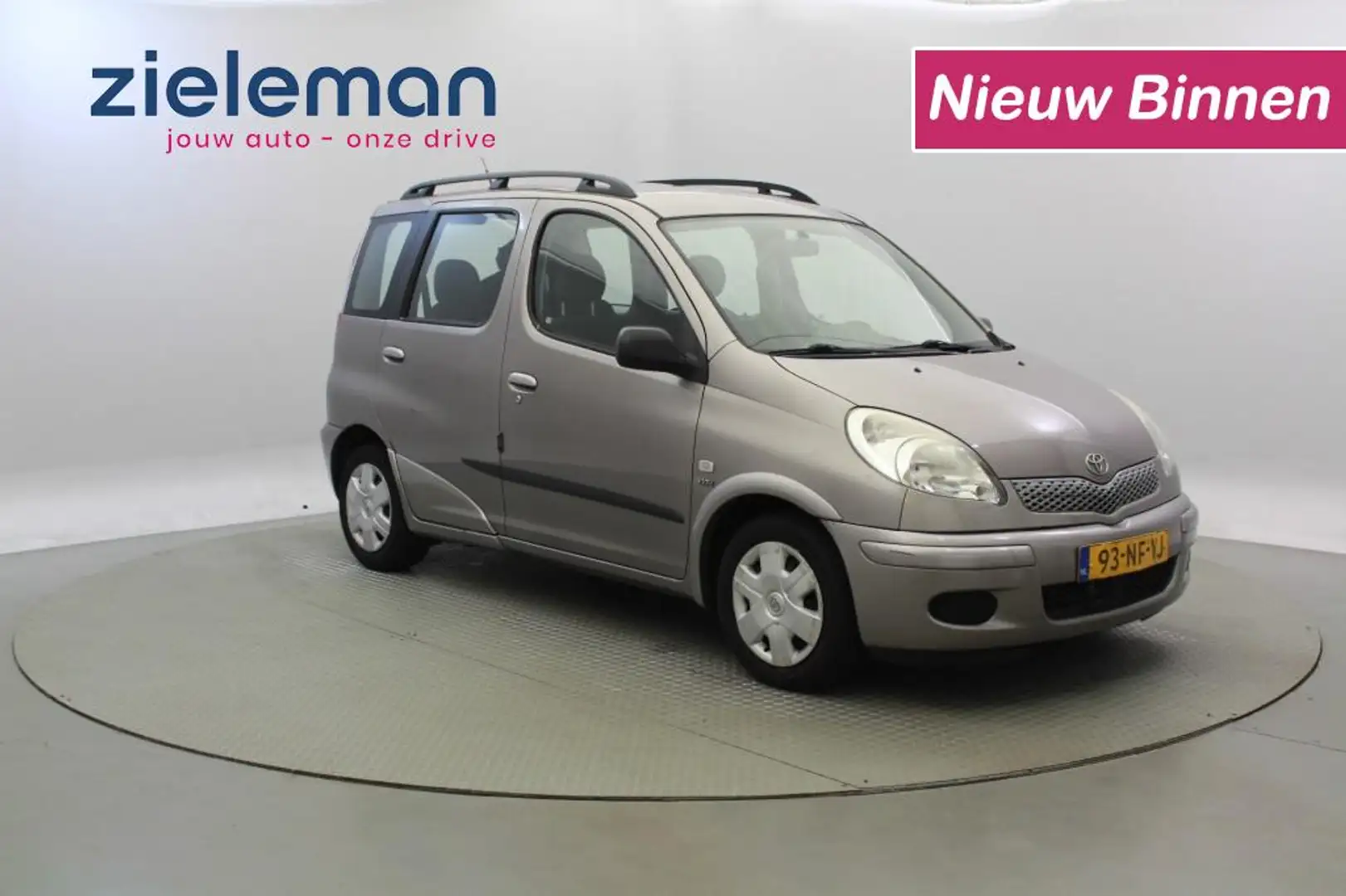 Toyota 1.3 VVT-i Sol - Airco Gri - 1