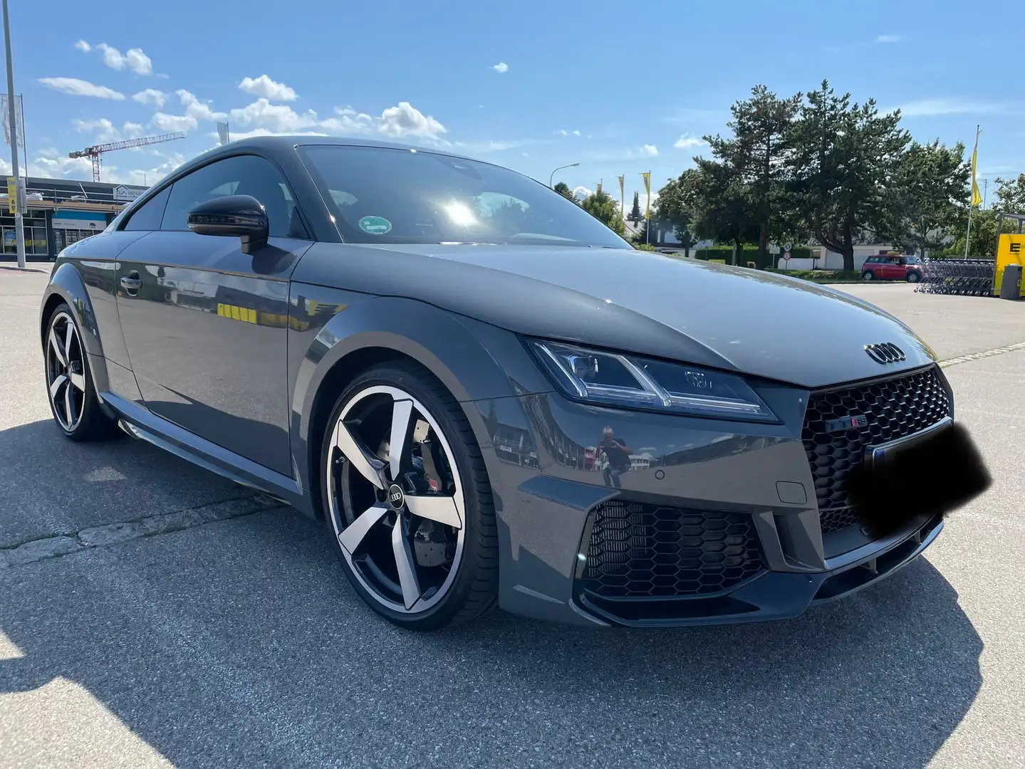 Audi TT RS TT RS Coupe quattro S tronic Šedá - 1