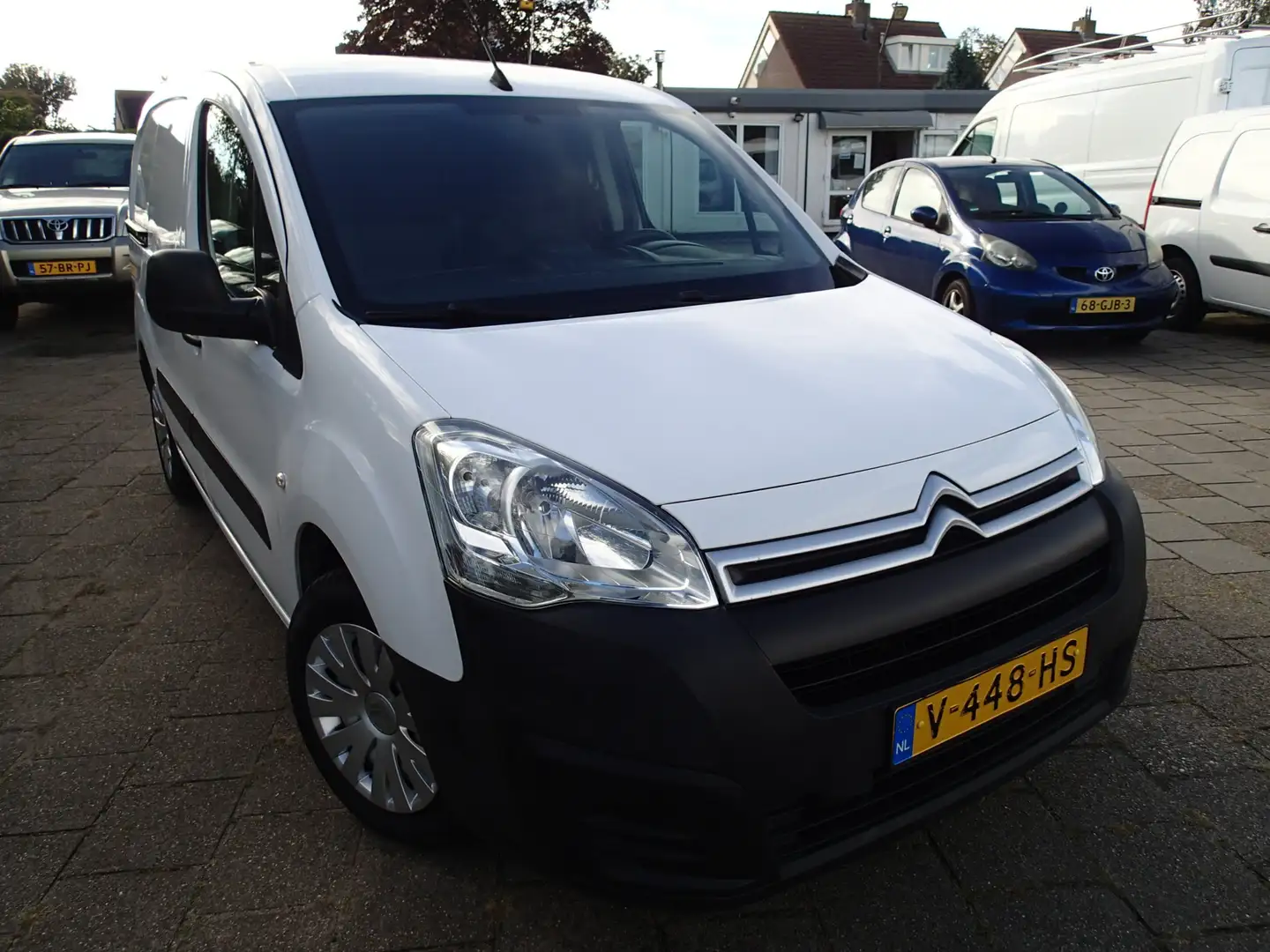 Citroen Berlingo 1.6 BlueHDI 75 Business Economy VOORZIEN VAN AIRCO Wit - 1