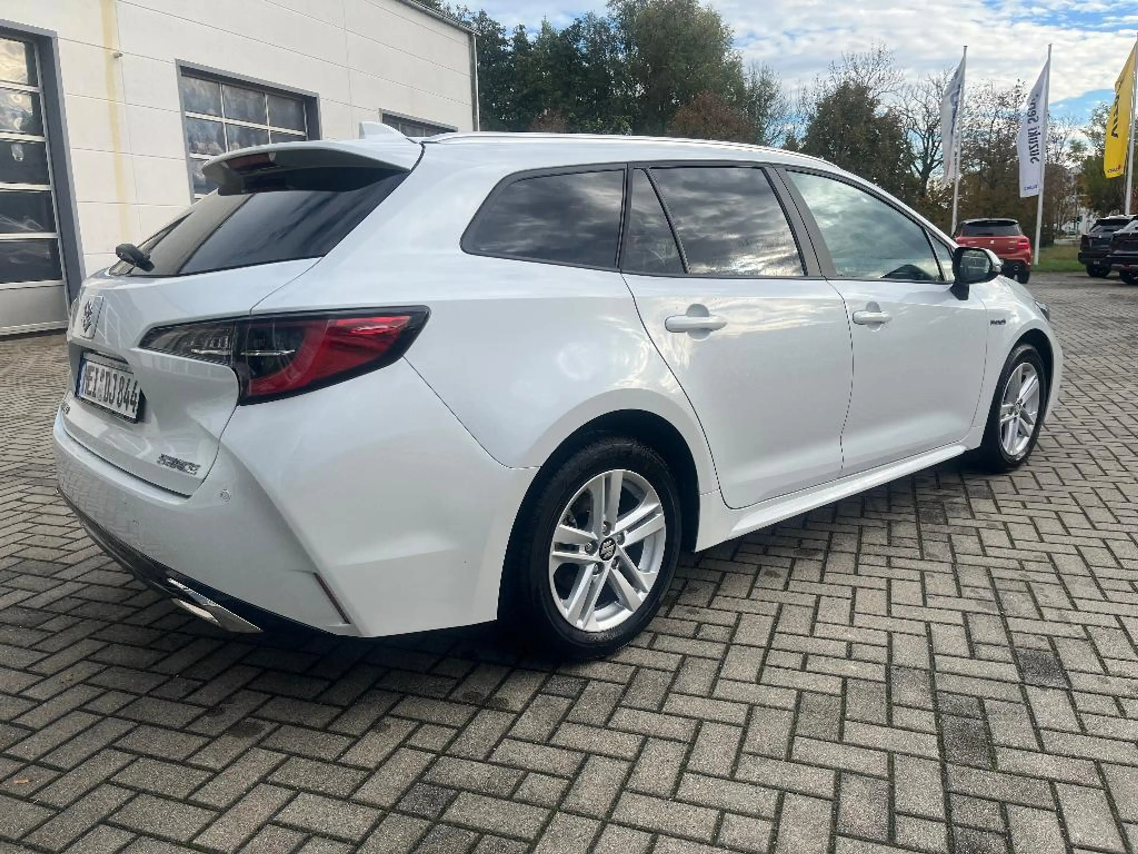 Suzuki Swace KOMBI HYBRID 1.8 VOLLAUSSTATTUNG — photo 4