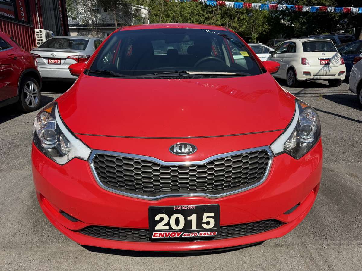 2015 Kia Forte 5-Door HB LX+ LOW KMS!! SERVICE RECORDS!! — снимка 1