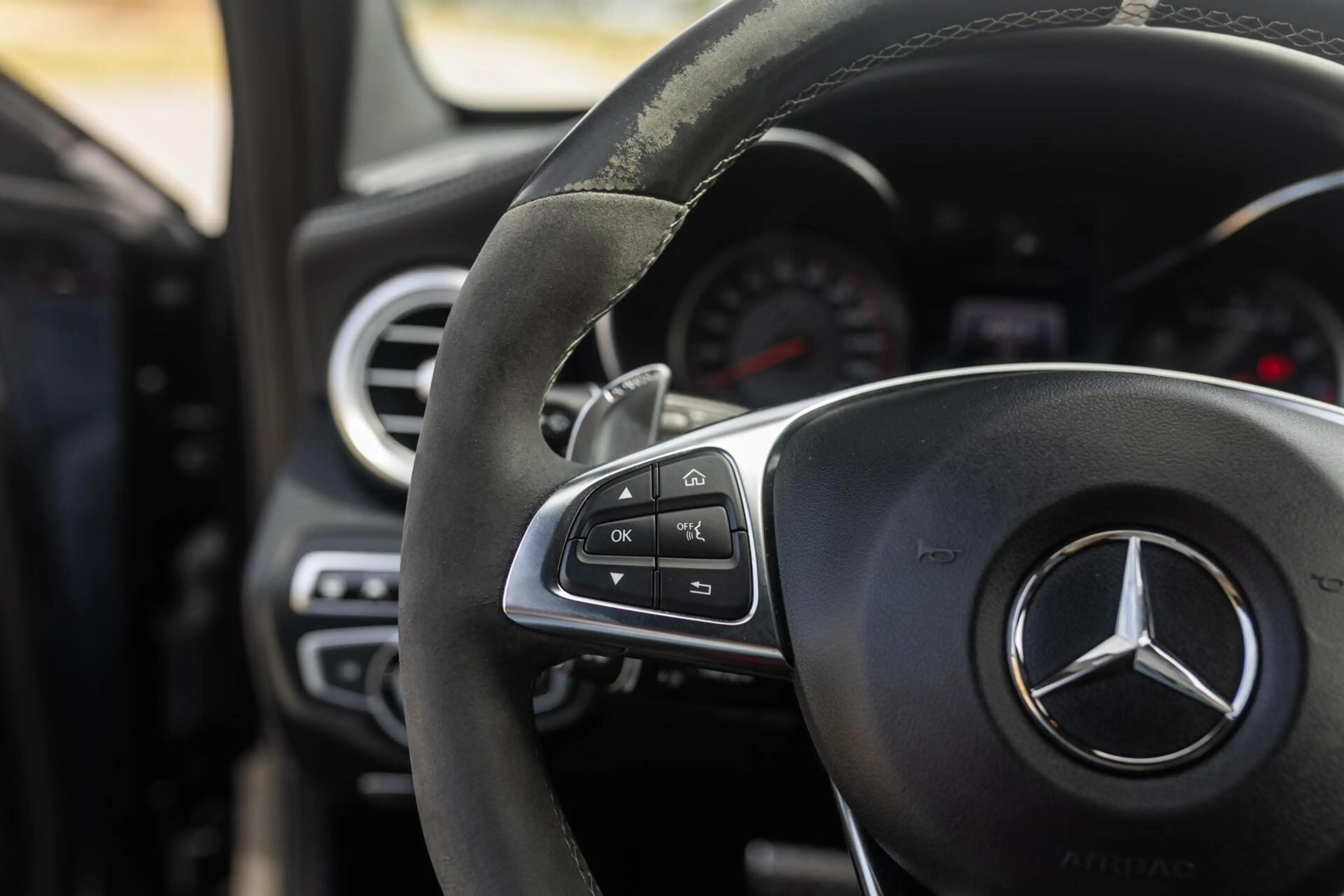 Mercedes-Benz C 63 AMG Estate S / Dealeronderhouden / Burmester — photo 20