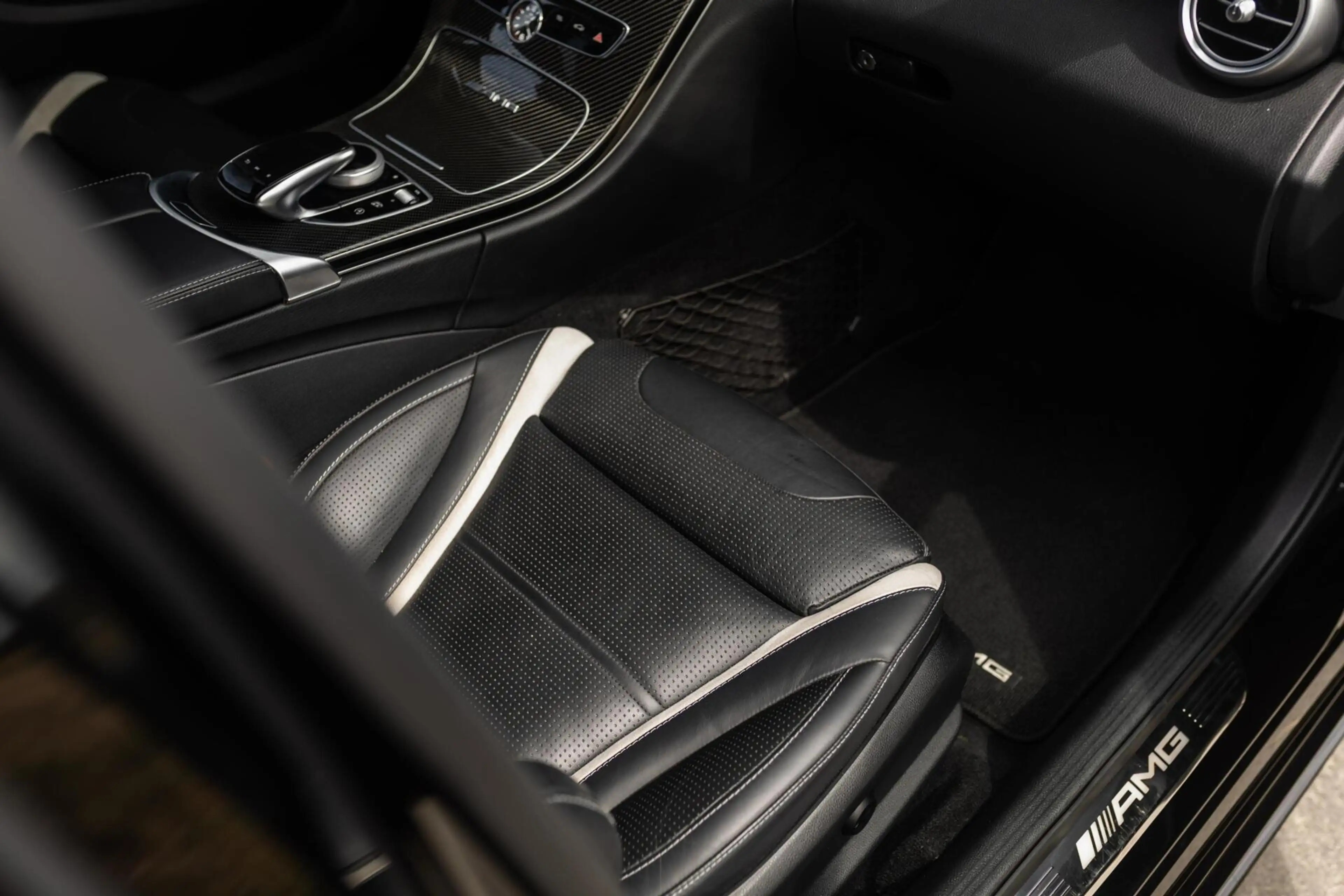 Mercedes-Benz C 63 AMG Estate S / Dealeronderhouden / Burmester — photo 12