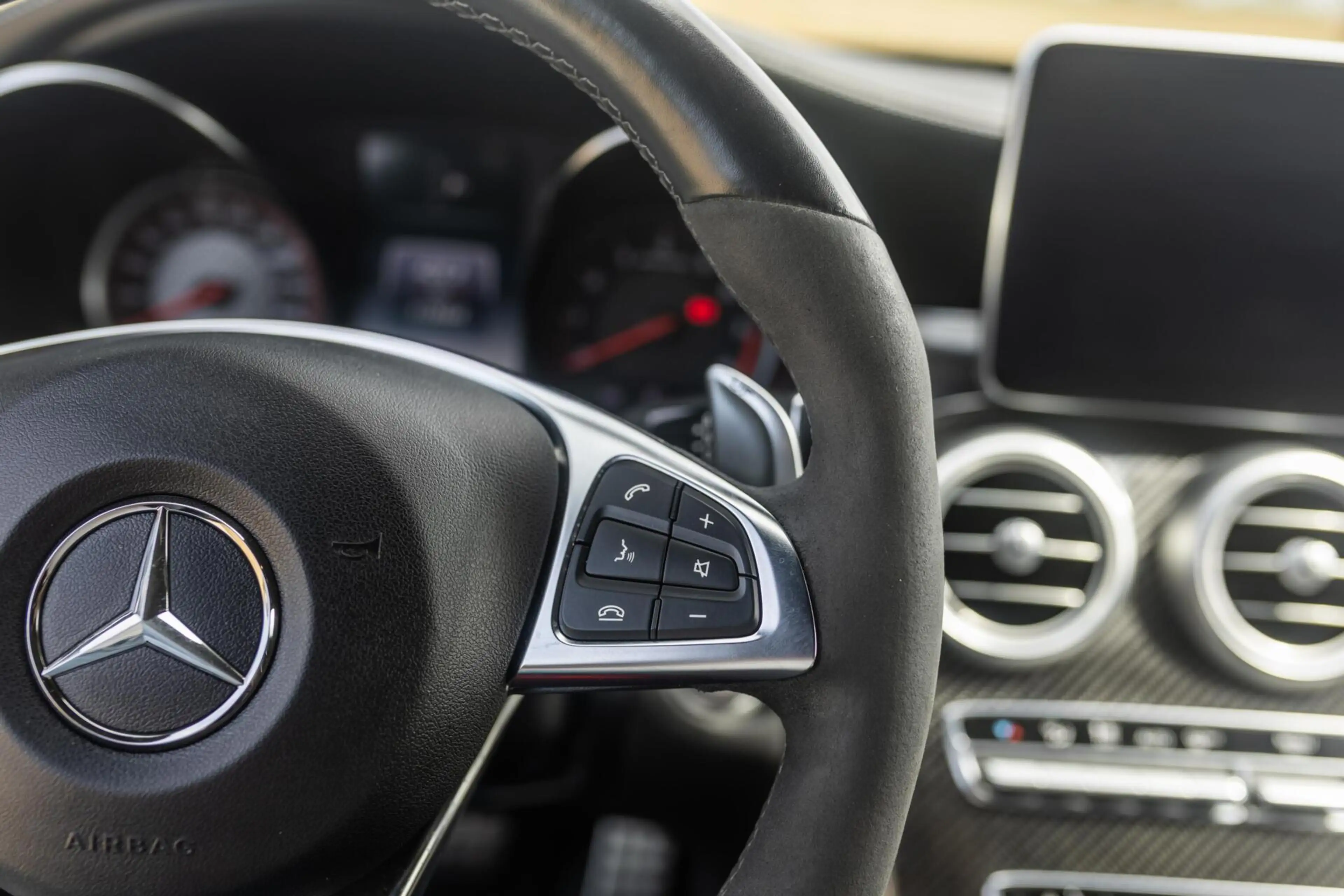 Mercedes-Benz C 63 AMG Estate S / Dealeronderhouden / Burmester — photo 22