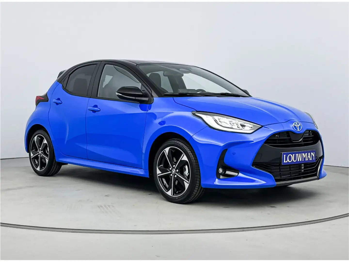 Toyota Yaris Hybrid 130 Launch Edition | Private Lease v.a. € 4 Blauw - 2
