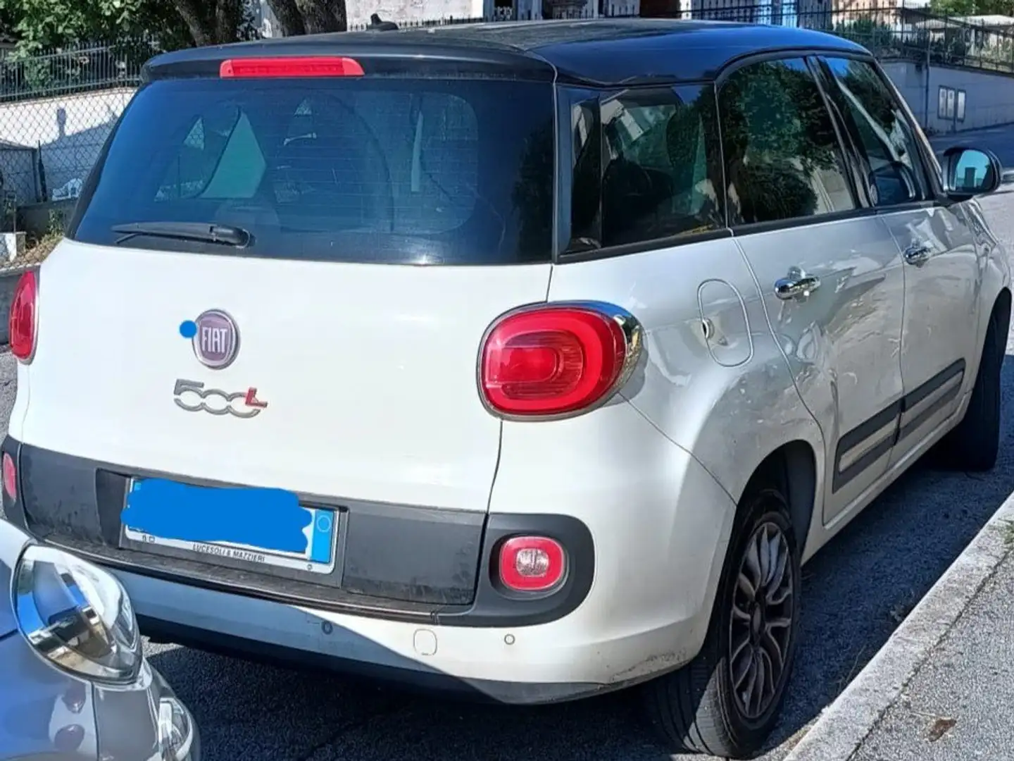 Fiat 500L 500L Living 0.9 t.air t. natural power Lounge 80cv Weiß - 2