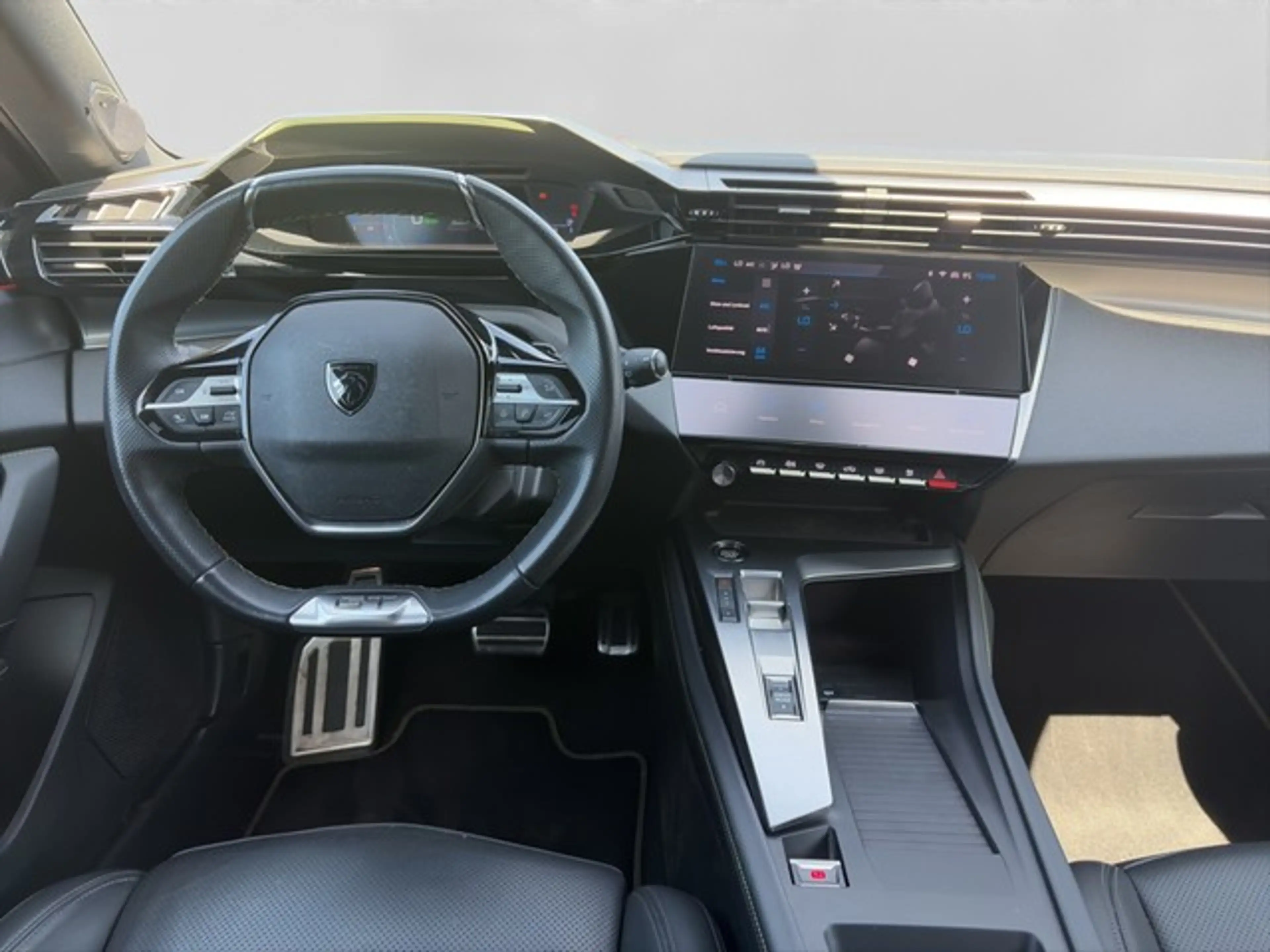 Peugeot 308 SW Hybrid 225 GT KAMERA PDC SHZ NAVI — photo 10