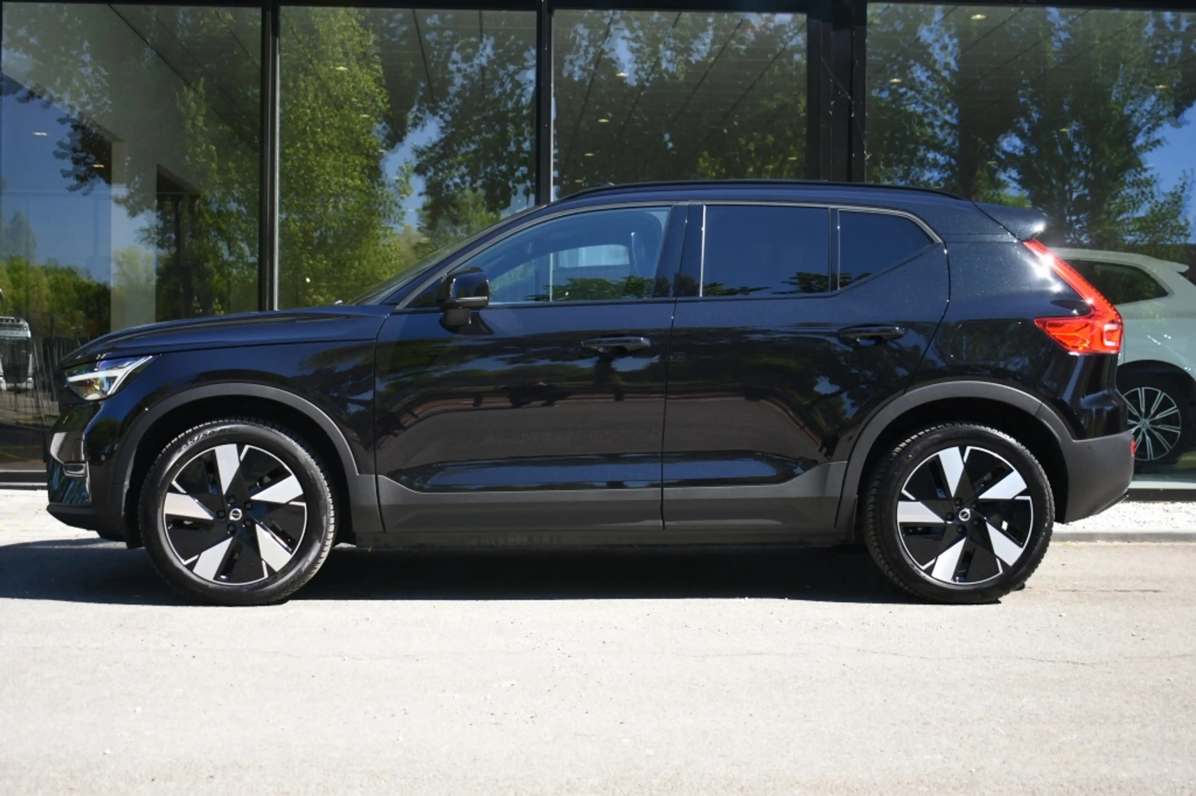 Volvo EX40 Extended Range Ultra 252pk/82kWh | Climate | Getin — photo 4