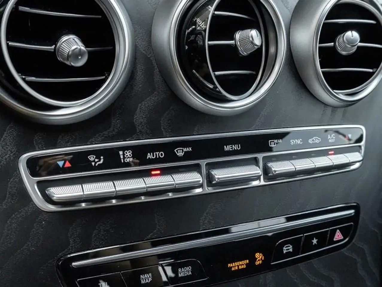 Mercedes-Benz GLC photo Mercedes-Benz GLC