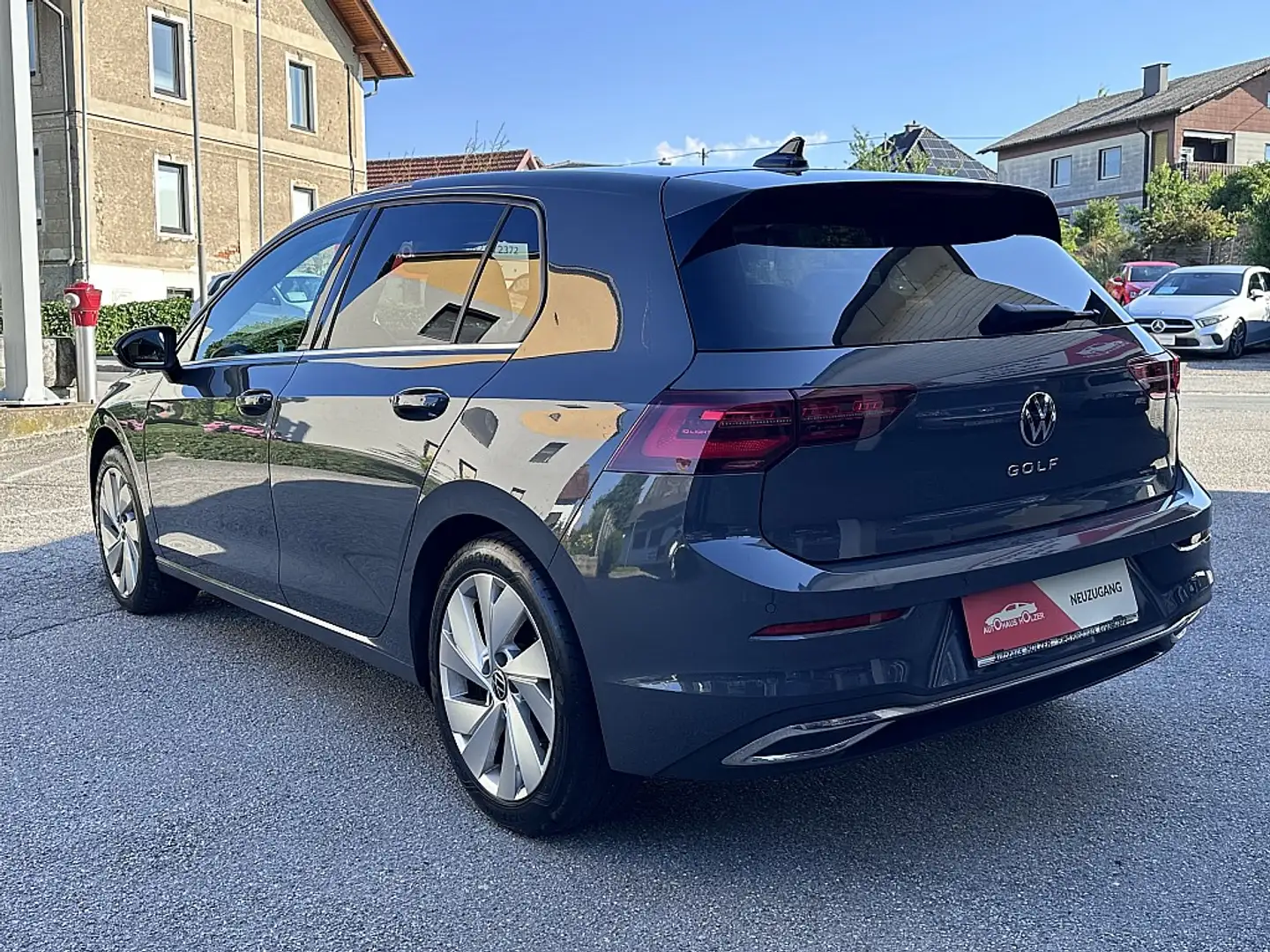 Volkswagen Golf 8 Style 1,5 TSI ACT *IQ-Light, Ergo-Sitz, Navig... Grau - 2