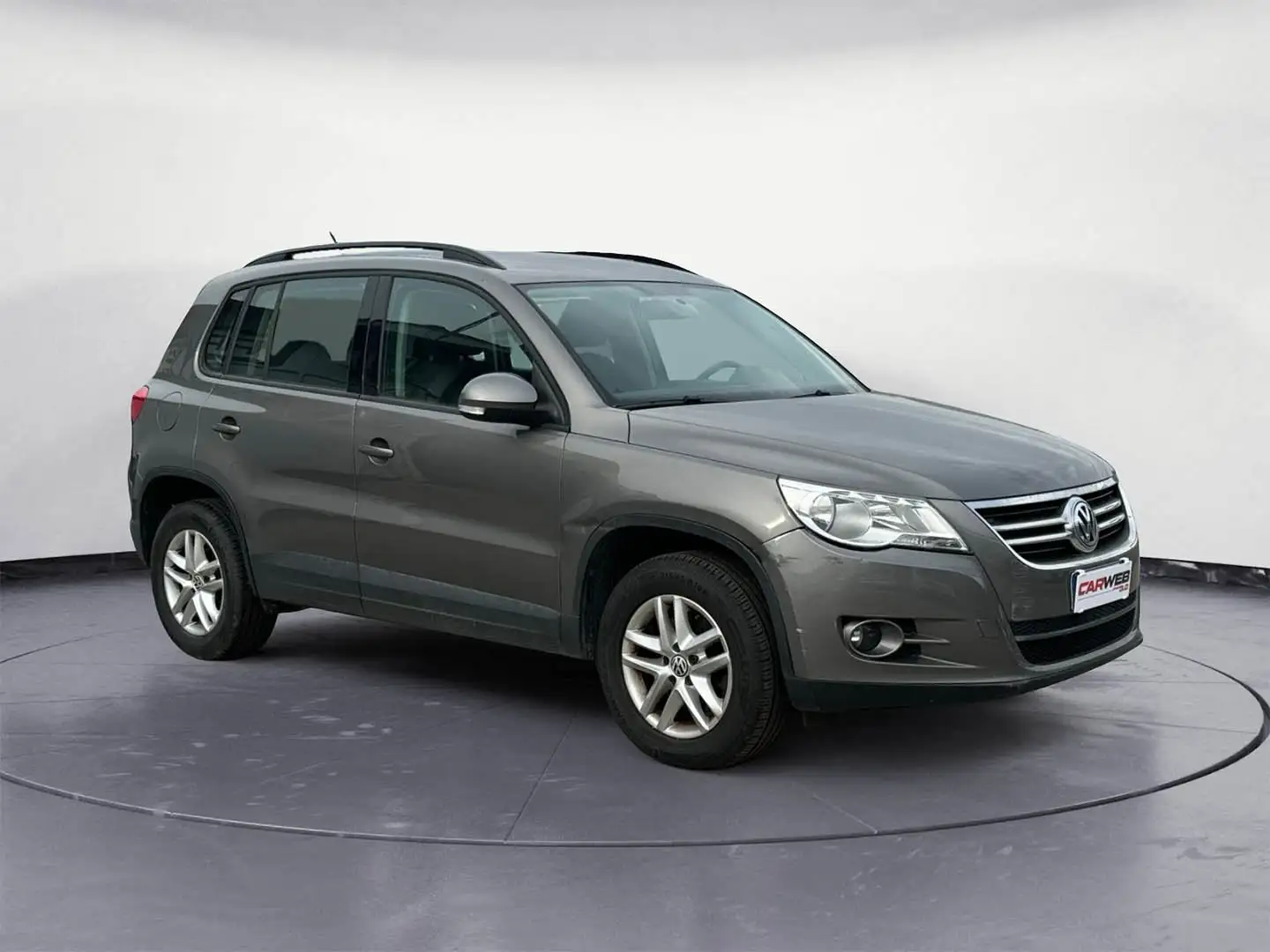 Volkswagen Tiguan Tiguan 1.4 tsi bm Trend Grey - 1