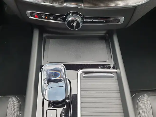 Volvo XC60 T6 AWD PHEV 18,8kWh Plus Black Edition Aut. Ansicht 12