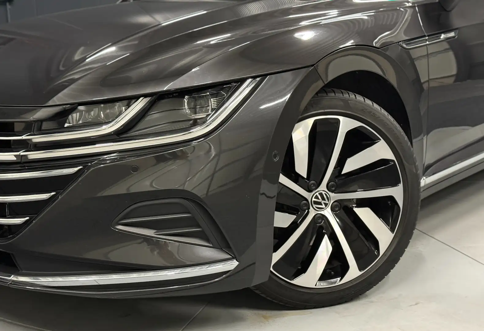 Volkswagen Arteon Shooting Brake Elegance 4Motion*PANORAMA*19Zoll* Grau - 2