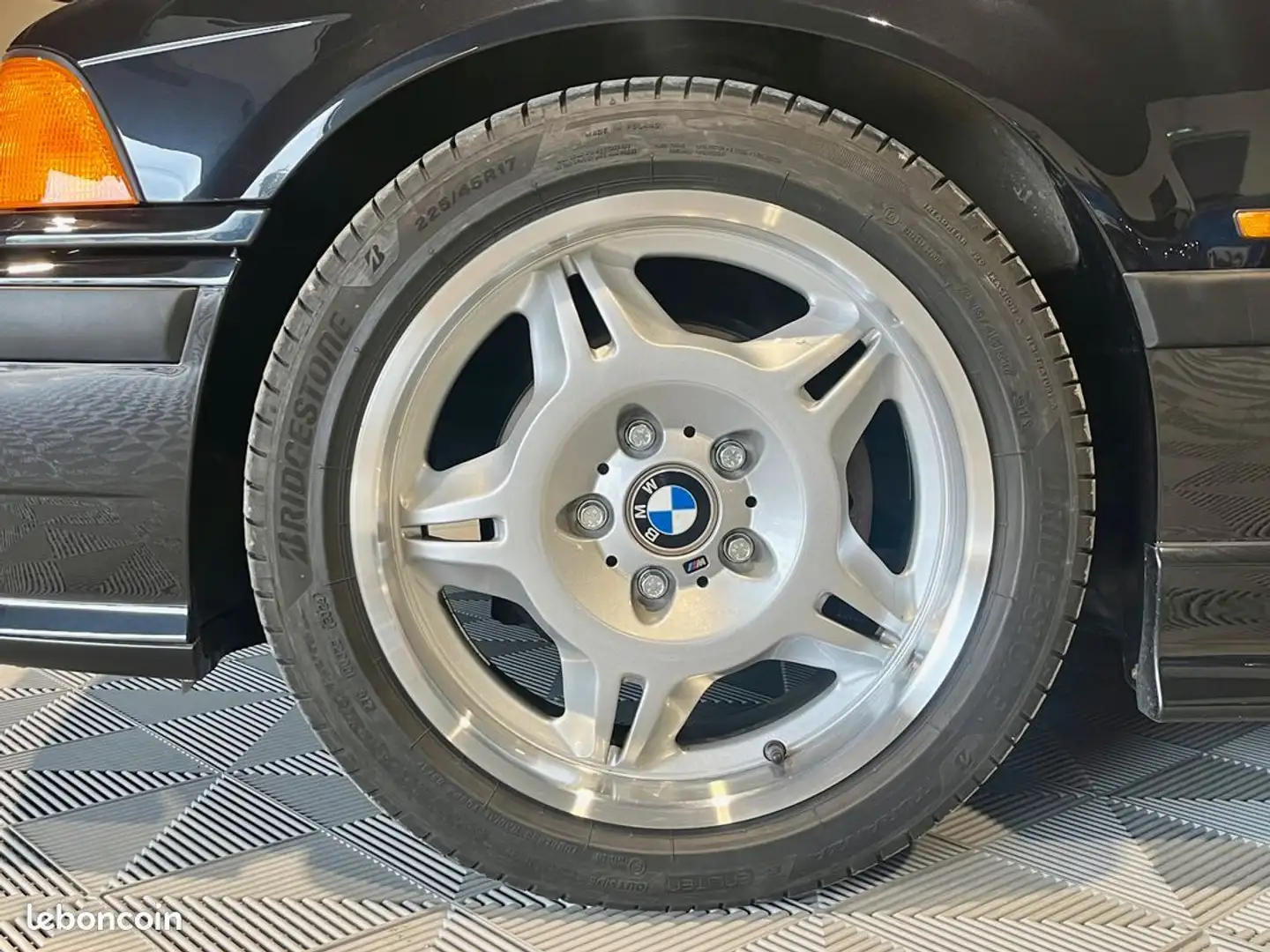 BMW 328 328i cabriolet pack m Schwarz - 2