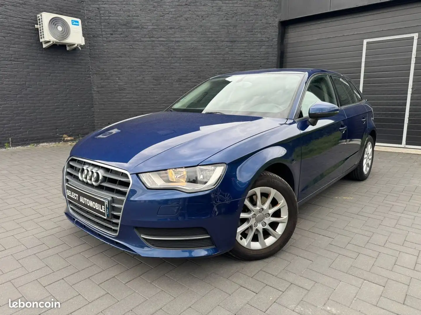 Audi A3 1.6 TDI 105CV AMBITION LUXE GARANTIE Azul - 1