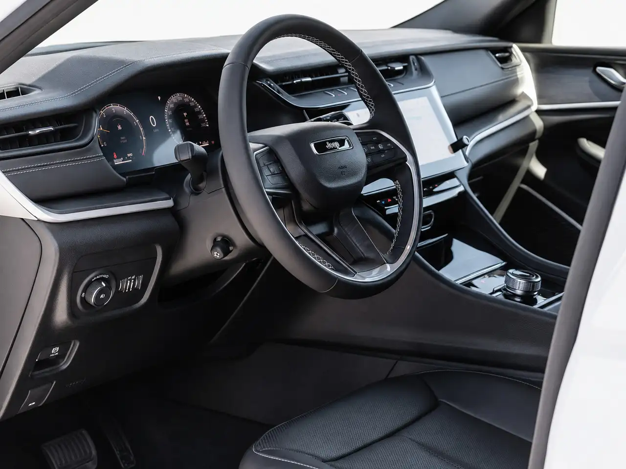 Jeep Grand Cherokee 2026 — фото 14