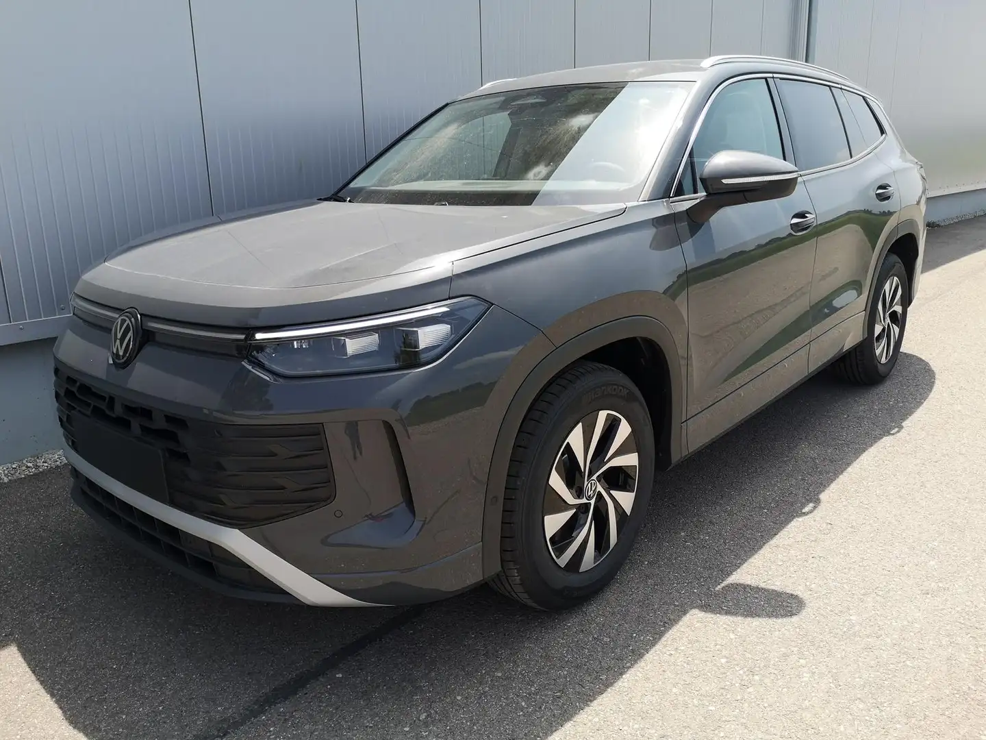 Volkswagen Tayron 1.5 eTSI Life LED Plus 7 Sitzer el. Hk, Kamera Grijs - 1