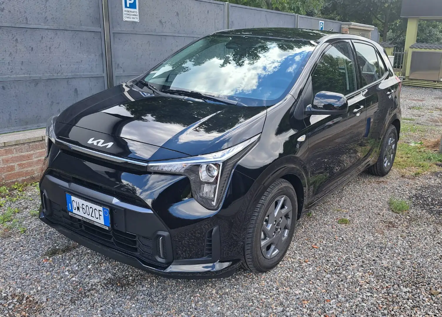 Kia Picanto 1.0 mpi Urban - 1