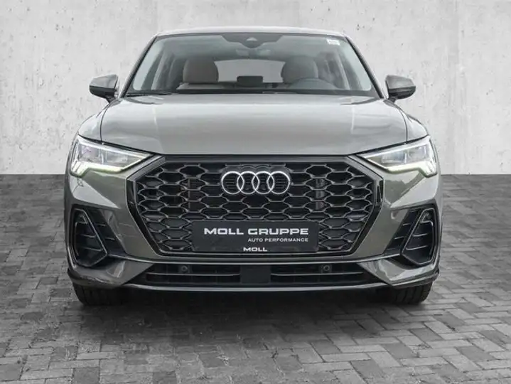 Audi Q3 2023, foto 2
