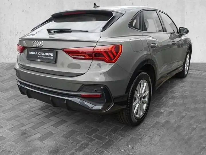 Audi Q3 2023, foto 3