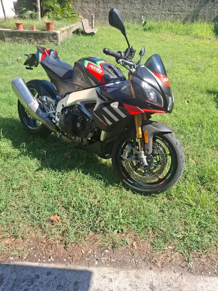 Aprilia Tuono