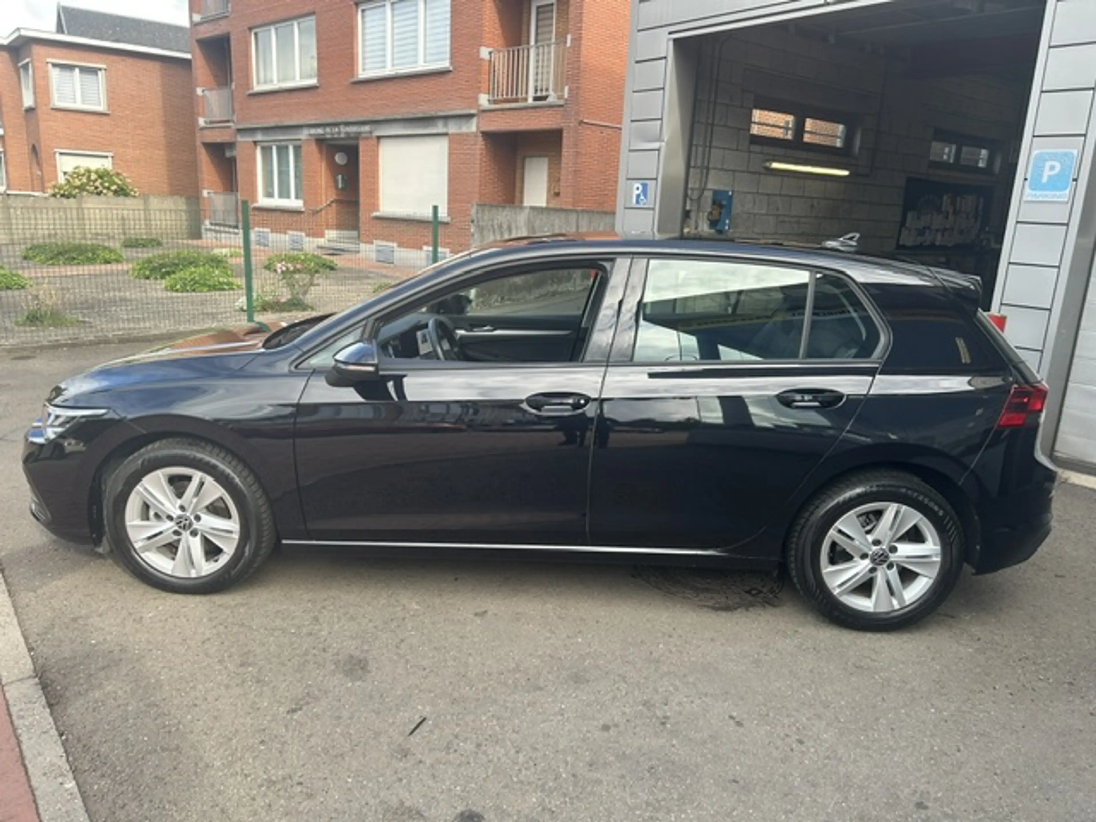 Volkswagen Golf Golf 2.0 SCR TDi Life Business DSG - Très belle! Garantie — photo 5