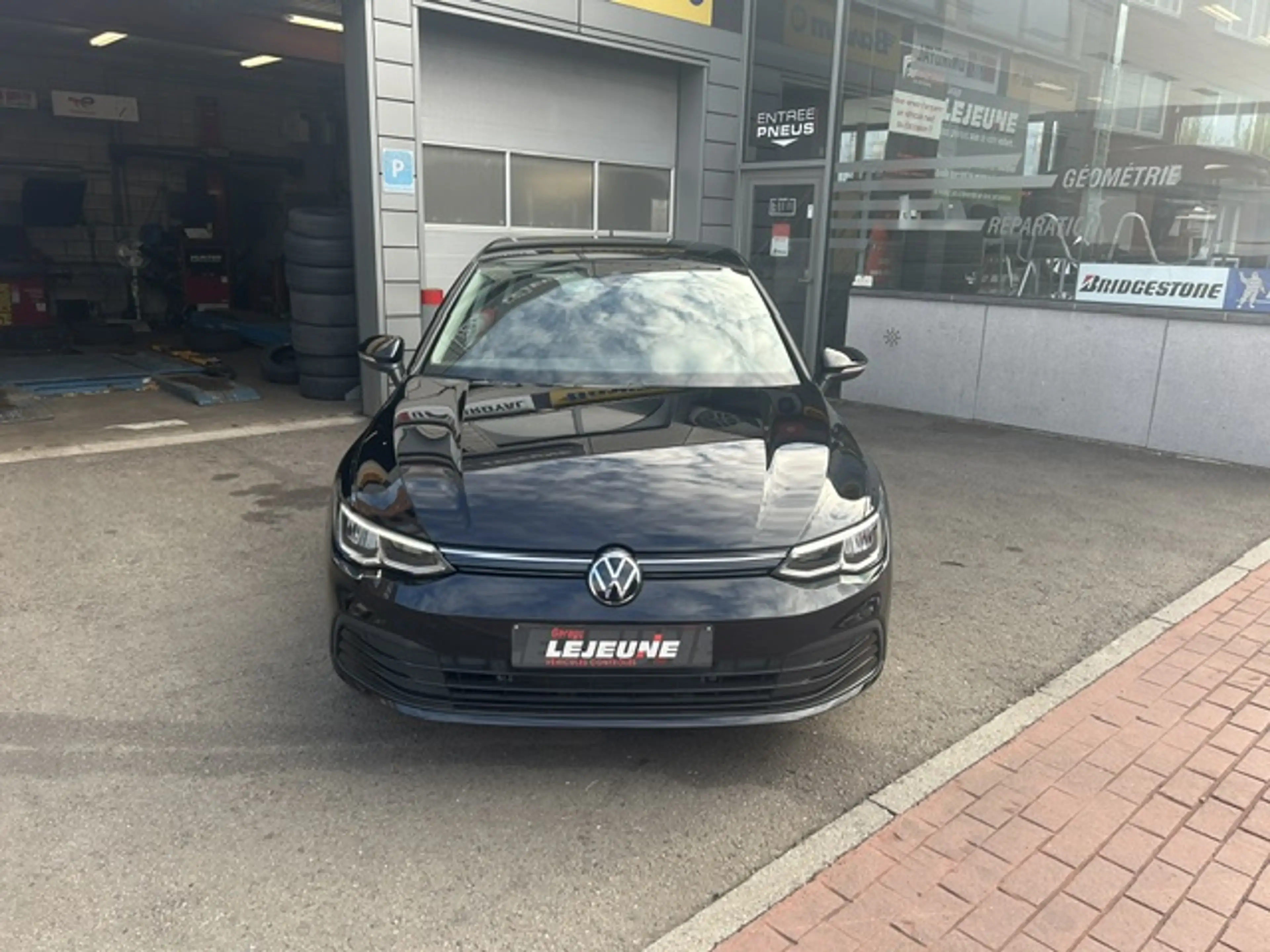 Volkswagen Golf Golf 2.0 SCR TDi Life Business DSG - Très belle! Garantie — photo 3