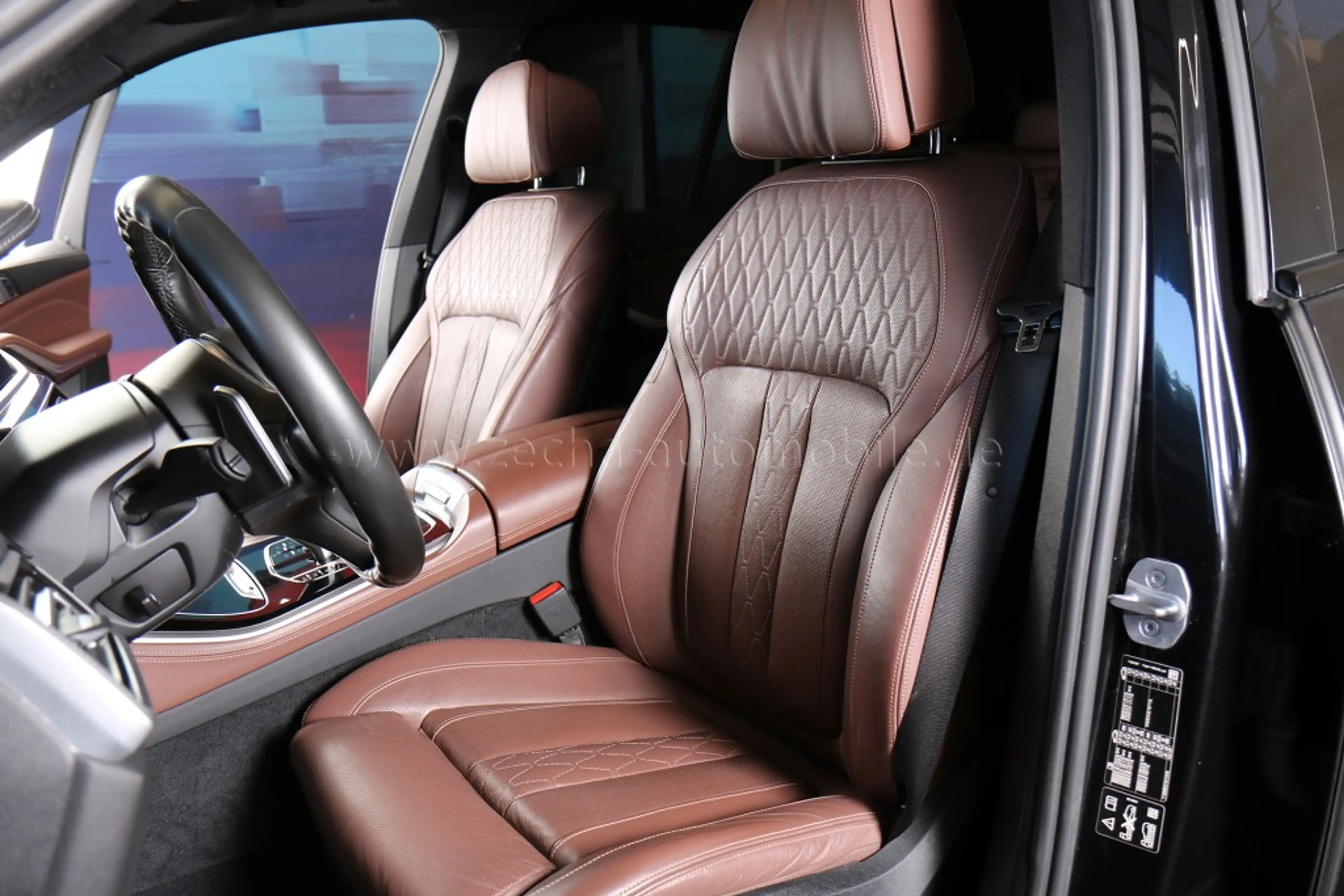 BMW X5 xDr.40d M-Sportp.AHK.Panod.Sitzbel.DrivProf.Park+ — photo 19