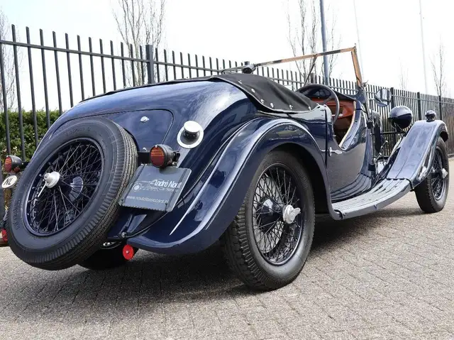 Oldtimer Riley view 13