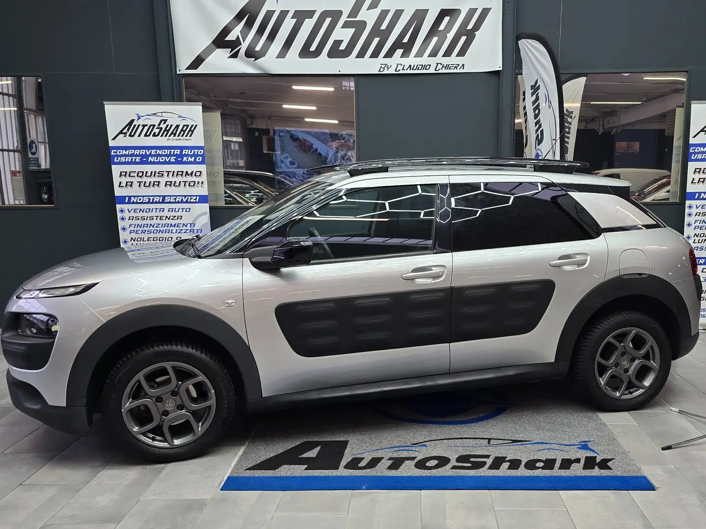 Citroen C4 Cactus C4 Cactus 2018 Cactus 1.2 puretech Shine 82cv E6 Argento - 1